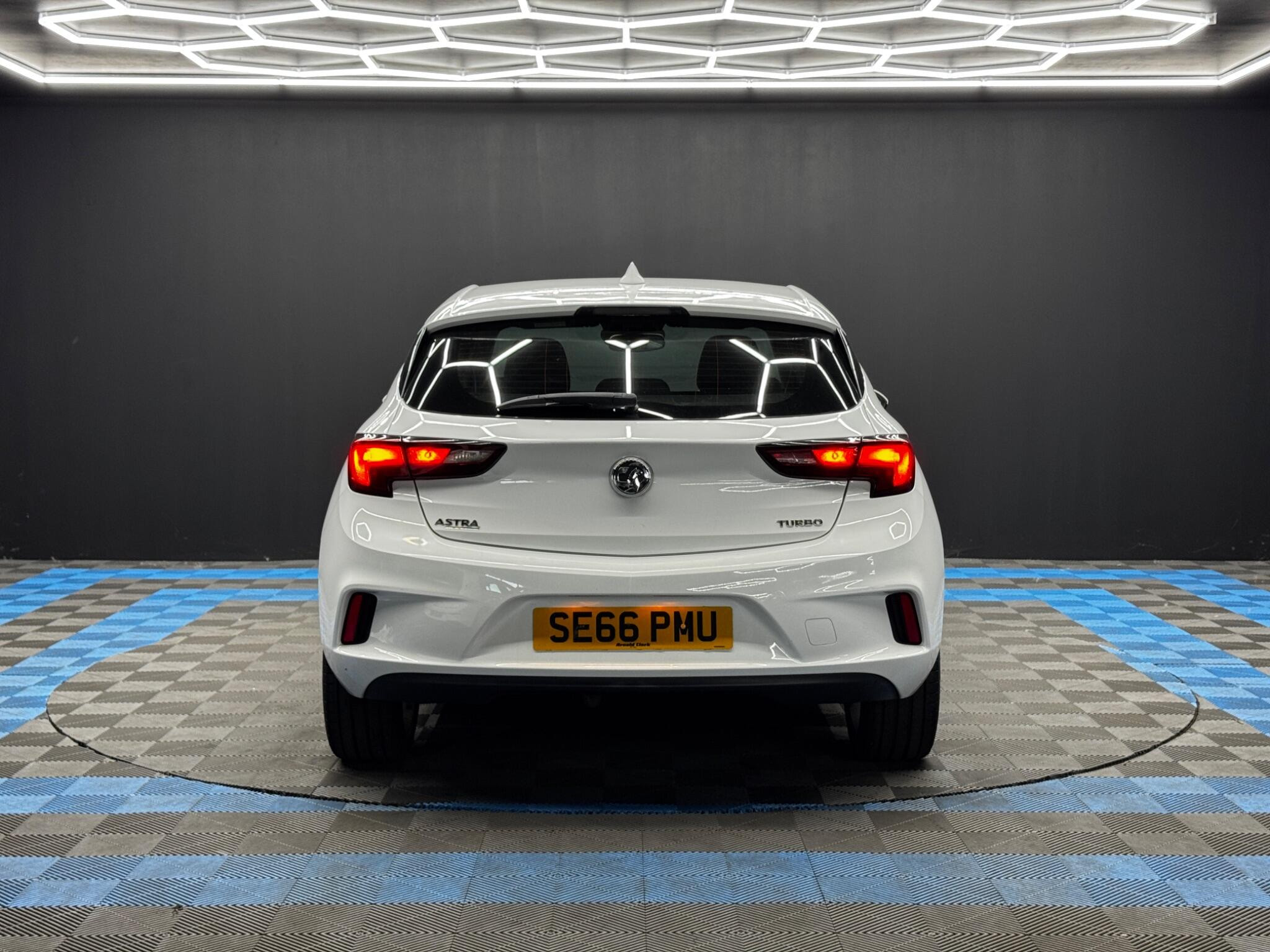 Vauxhall Astra 1.4i Turbo SRi VX Line Nav Euro 6 5dr 5dr Manual 2026