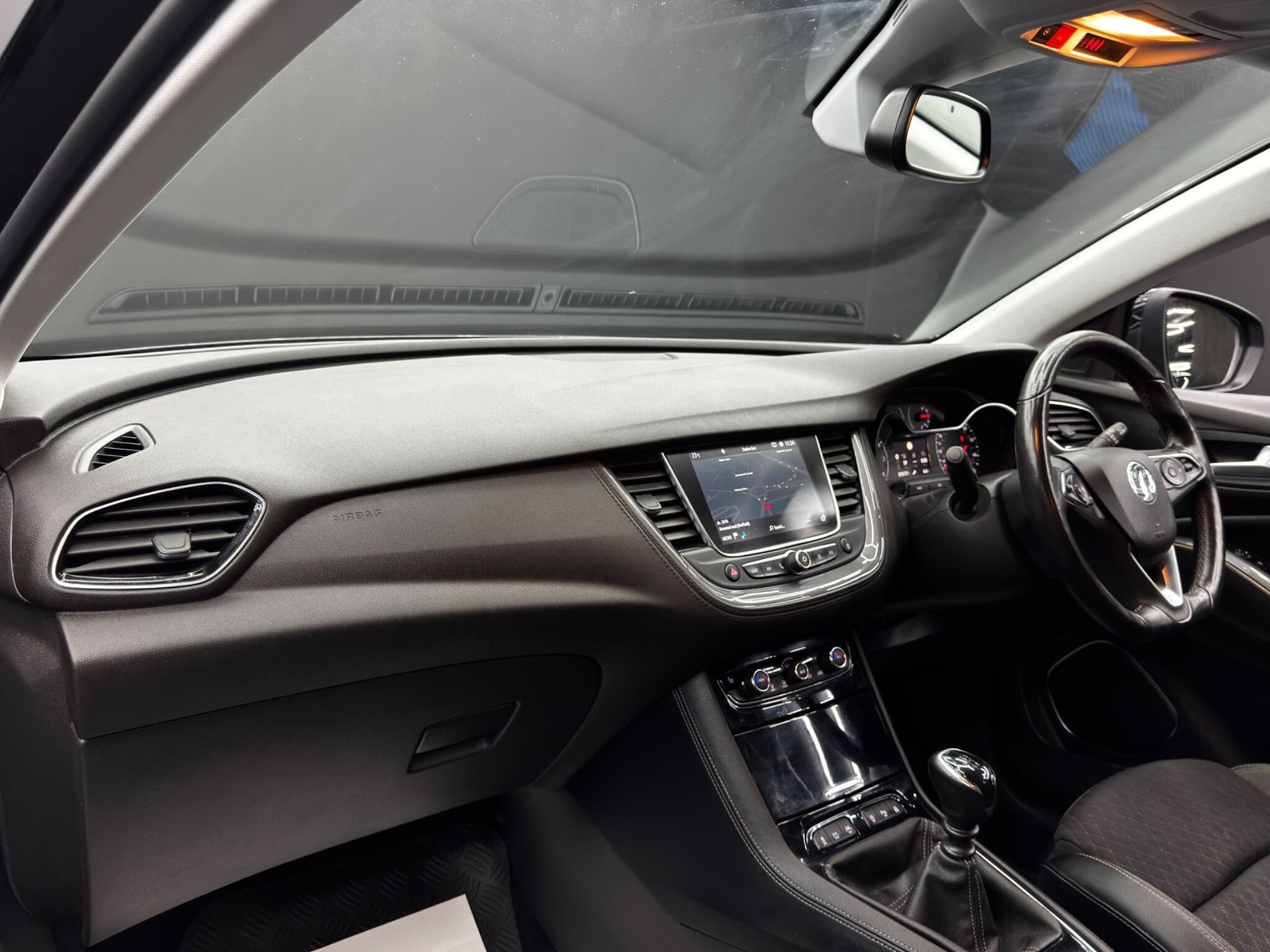 Vauxhall Grandland X 1.2 Turbo Business Edition Nav Euro 6 (s/s) 5dr 5dr Manual 2026
