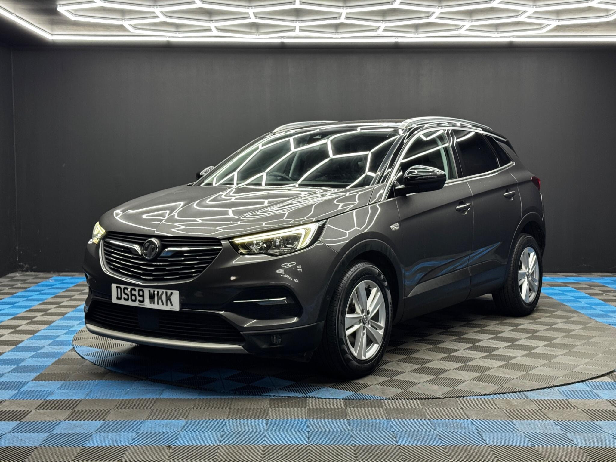 Vauxhall Grandland X 1.2 Turbo Business Edition Nav Euro 6 (s/s) 5dr 5dr Manual 2026