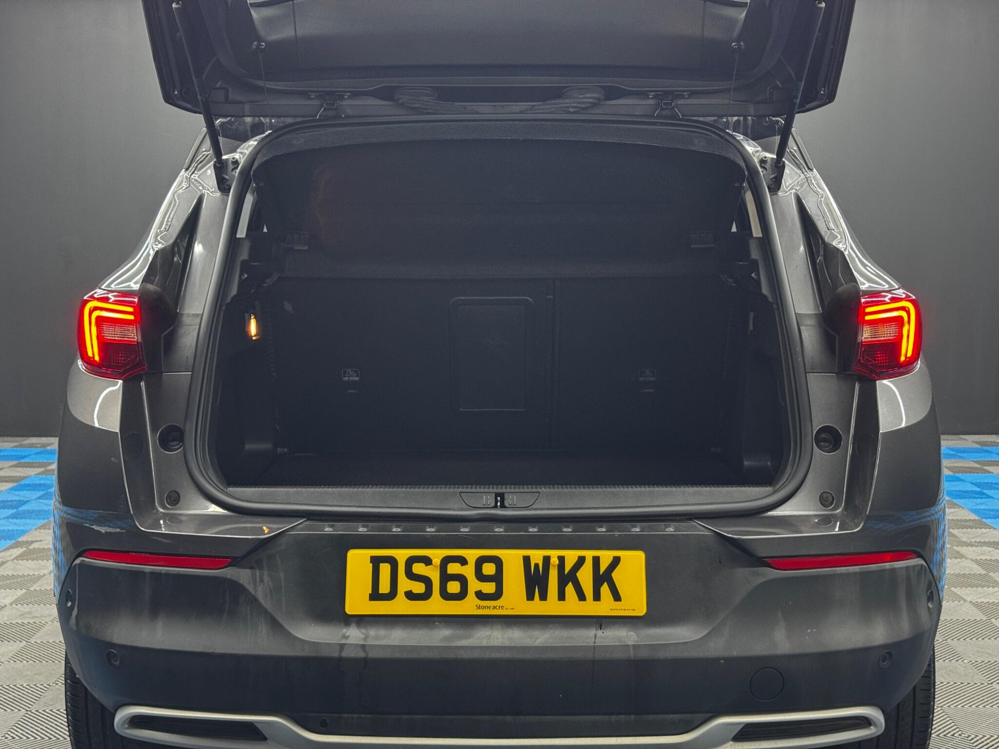 Vauxhall Grandland X 1.2 Turbo Business Edition Nav Euro 6 (s/s) 5dr 5dr Manual 2026