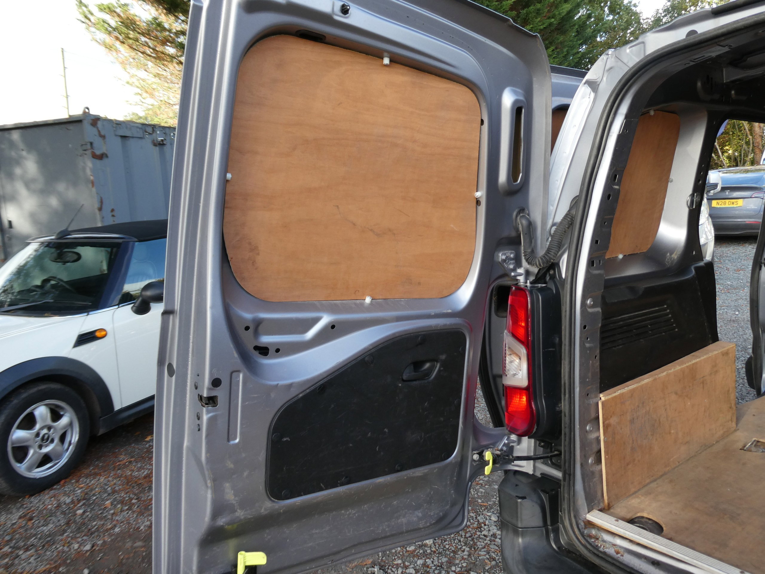 Citroen Berlingo 1.6 BlueHDi 1000 Worker M Panel Van 5dr Diesel Manual SWB Euro 6 (75 ps) 5dr Manual 2019