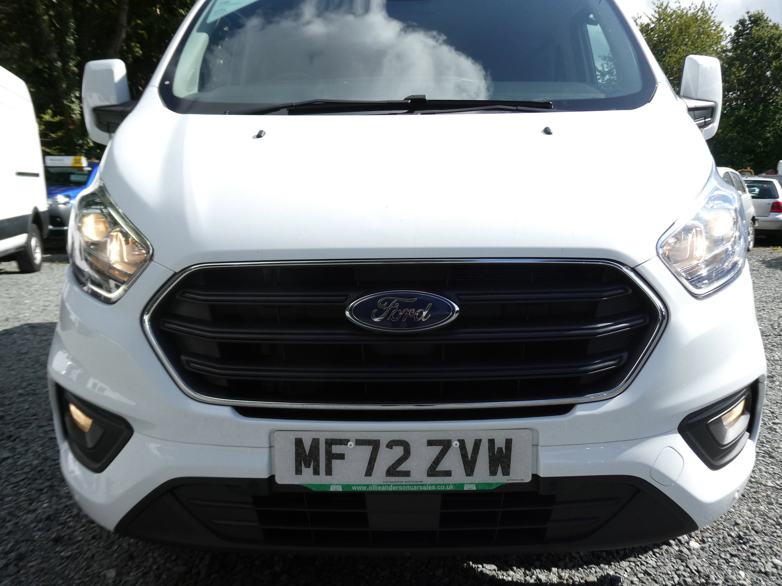 Ford Transit Custom 2.0 300 EcoBlue Limited Crew Van Double Cab 5dr Diesel Manual L2 H1 Euro 6 (s/s) (130 ps) 5dr Manual 2022