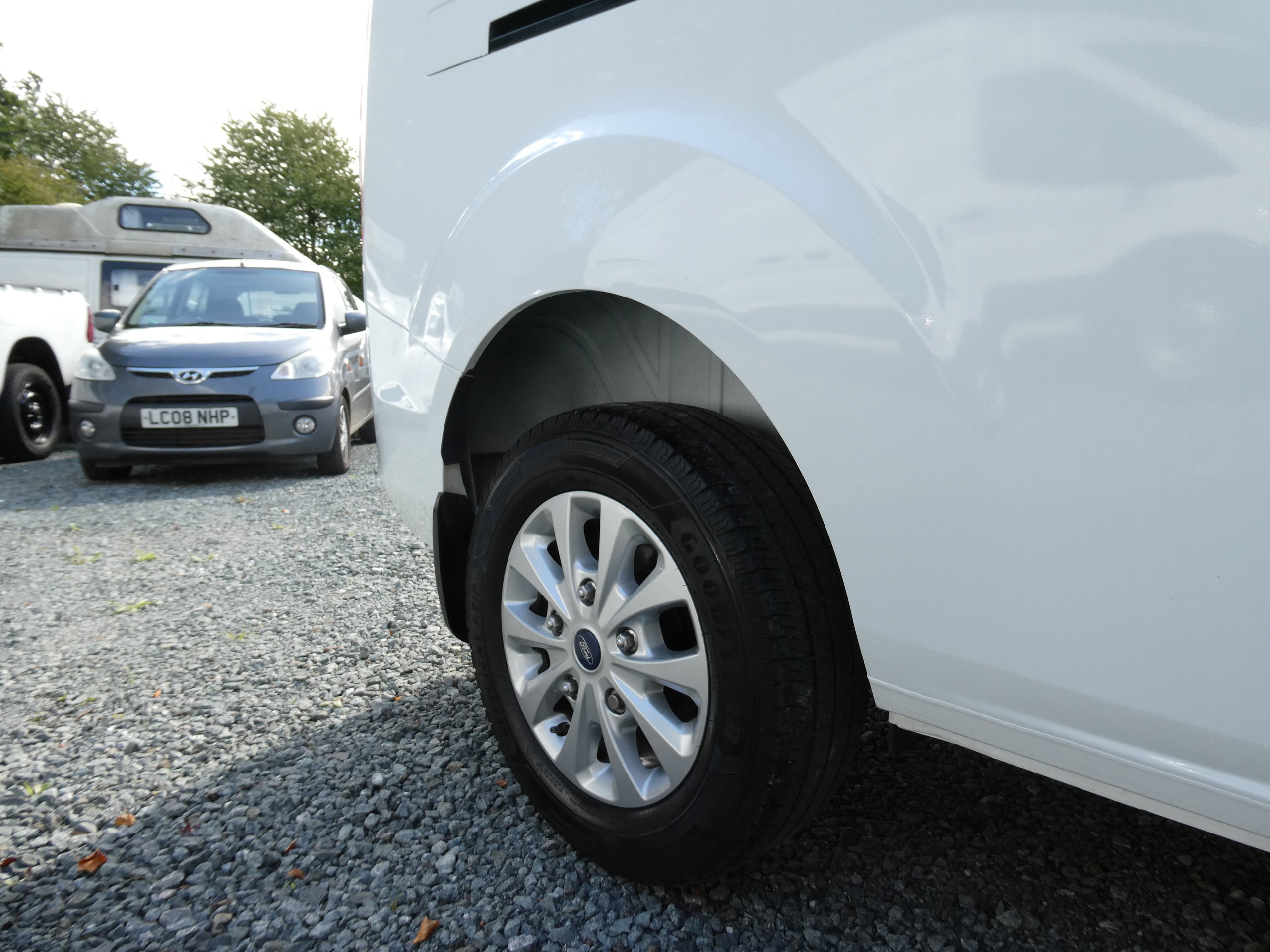 Ford Transit Custom 2.0 300 EcoBlue Limited Crew Van Double Cab 5dr Diesel Manual L2 H1 Euro 6 (s/s) (130 ps) 5dr Manual 2022