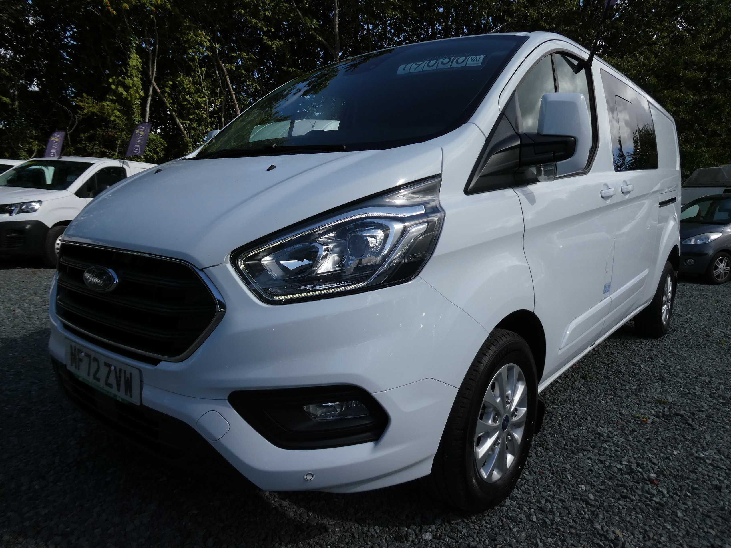 Ford Transit Custom 2.0 300 EcoBlue Limited Crew Van Double Cab 5dr Diesel Manual L2 H1 Euro 6 (s/s) (130 ps) 5dr Manual 2022
