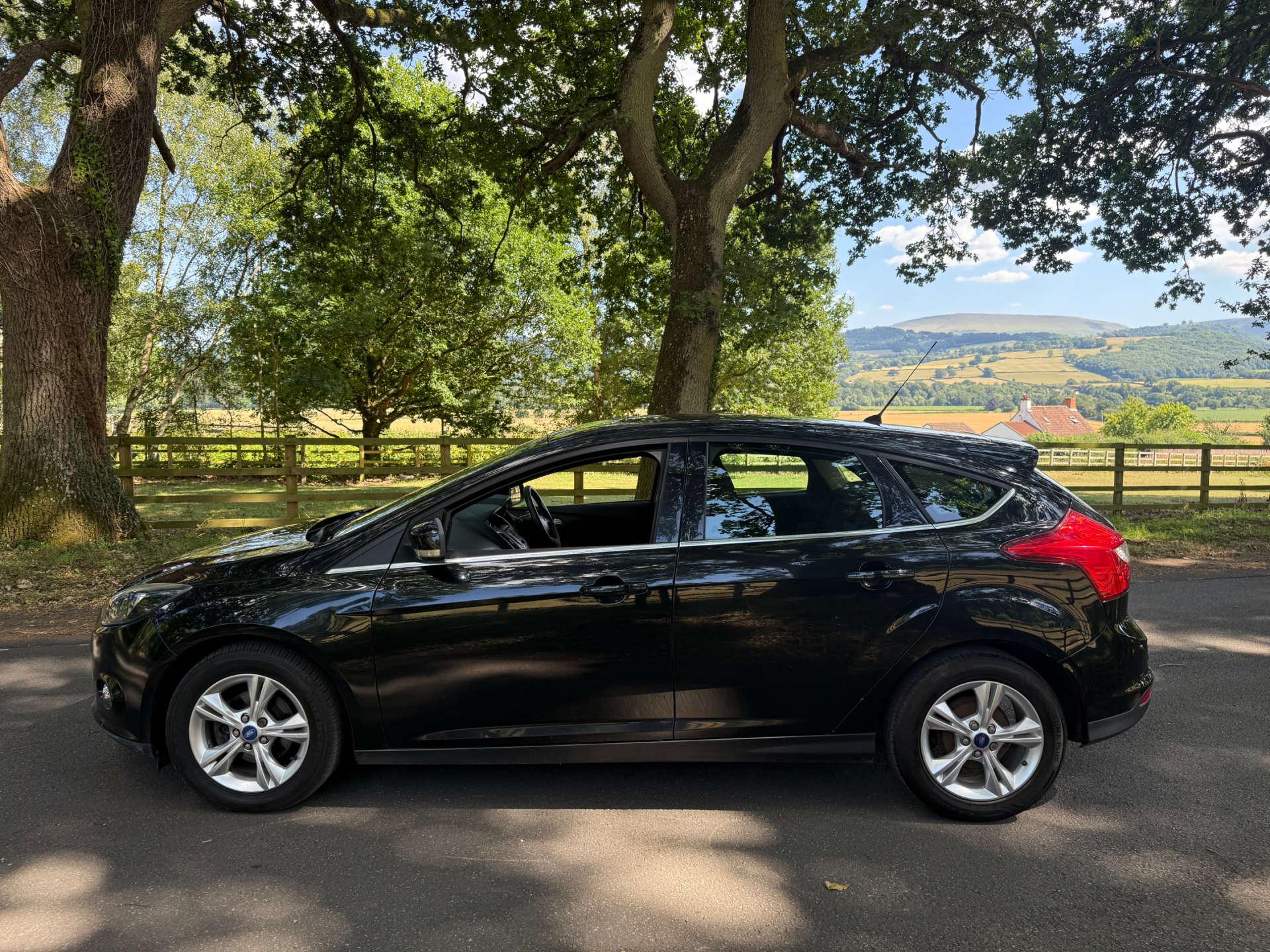 Ford Focus 1.6 Focus Zetec 105 5dr 5dr Manual 2026