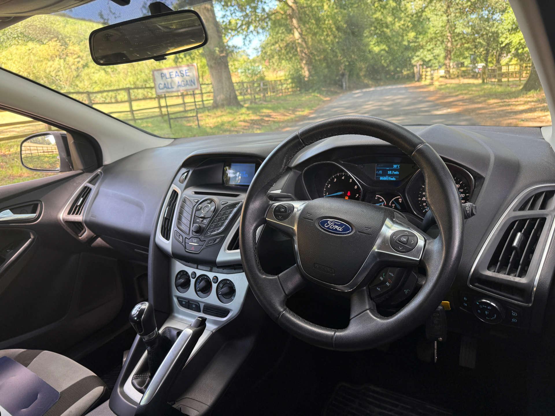 Ford Focus 1.6 Focus Zetec 105 5dr 5dr Manual 2026