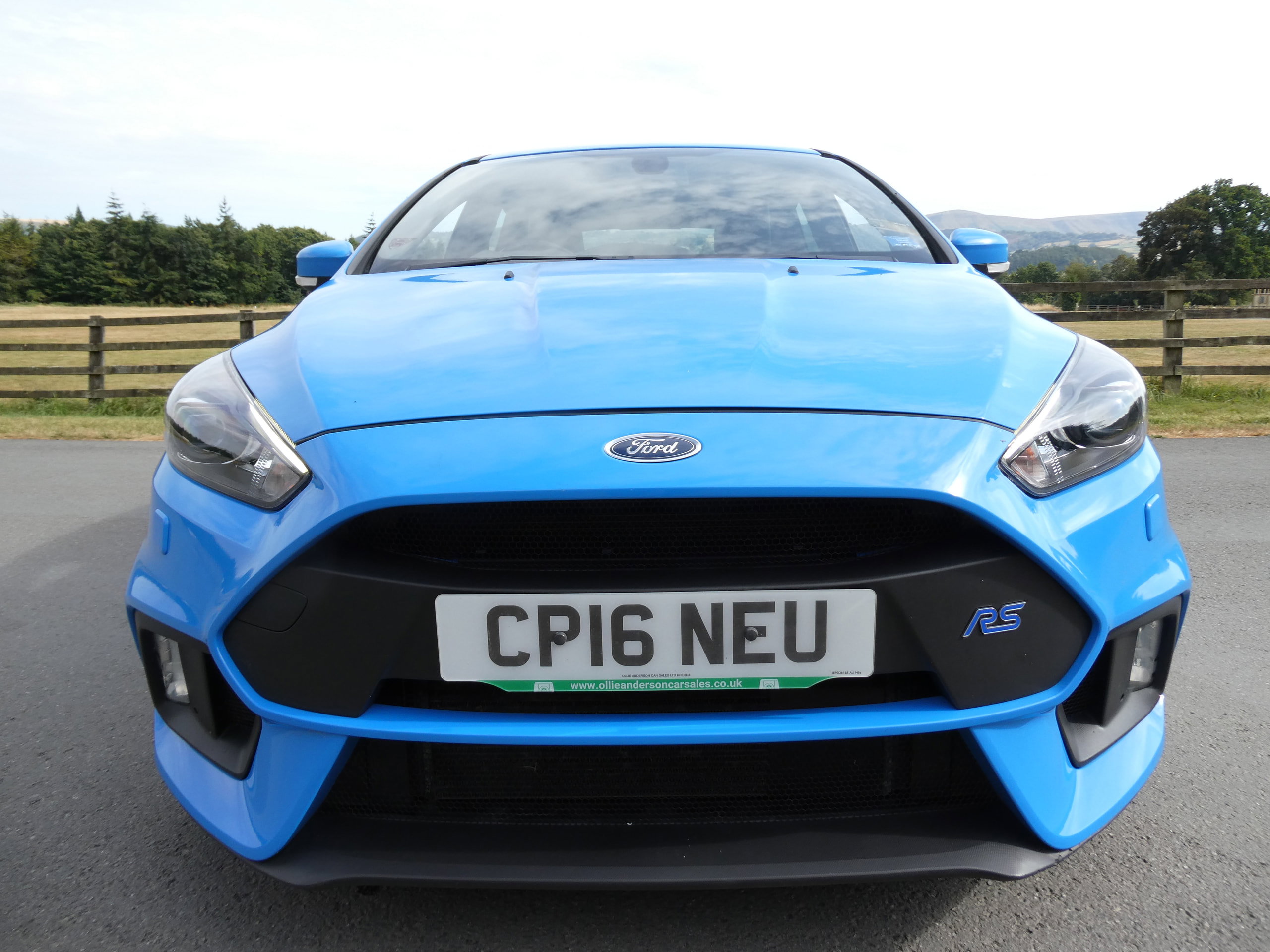 Ford Focus 2.3T EcoBoost RS Hatchback 5dr Petrol Manual AWD Euro 6 (s/s) (350 ps) 5dr Manual 2016