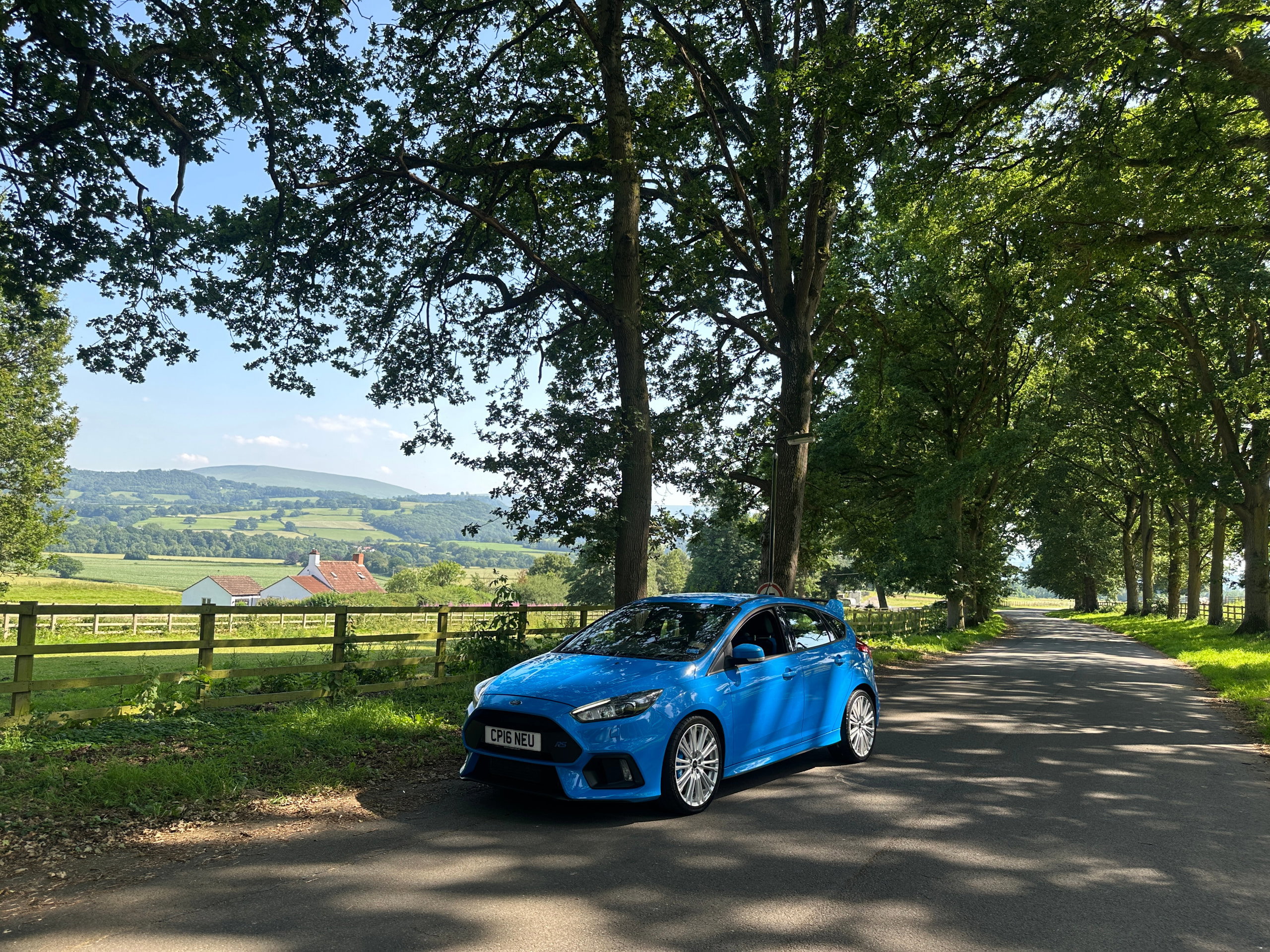 Ford Focus 2.3T EcoBoost RS Hatchback 5dr Petrol Manual AWD Euro 6 (s/s) (350 ps) 5dr Manual 2016
