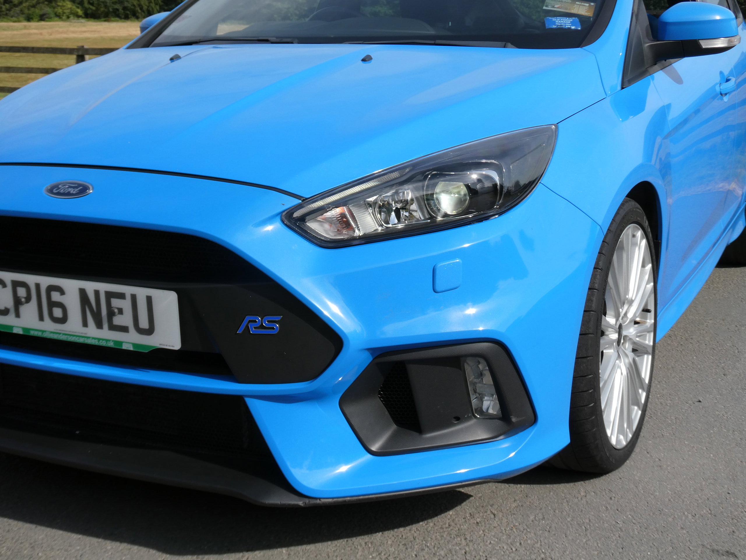 Ford Focus 2.3T EcoBoost RS Hatchback 5dr Petrol Manual AWD Euro 6 (s/s) (350 ps) 5dr Manual 2016