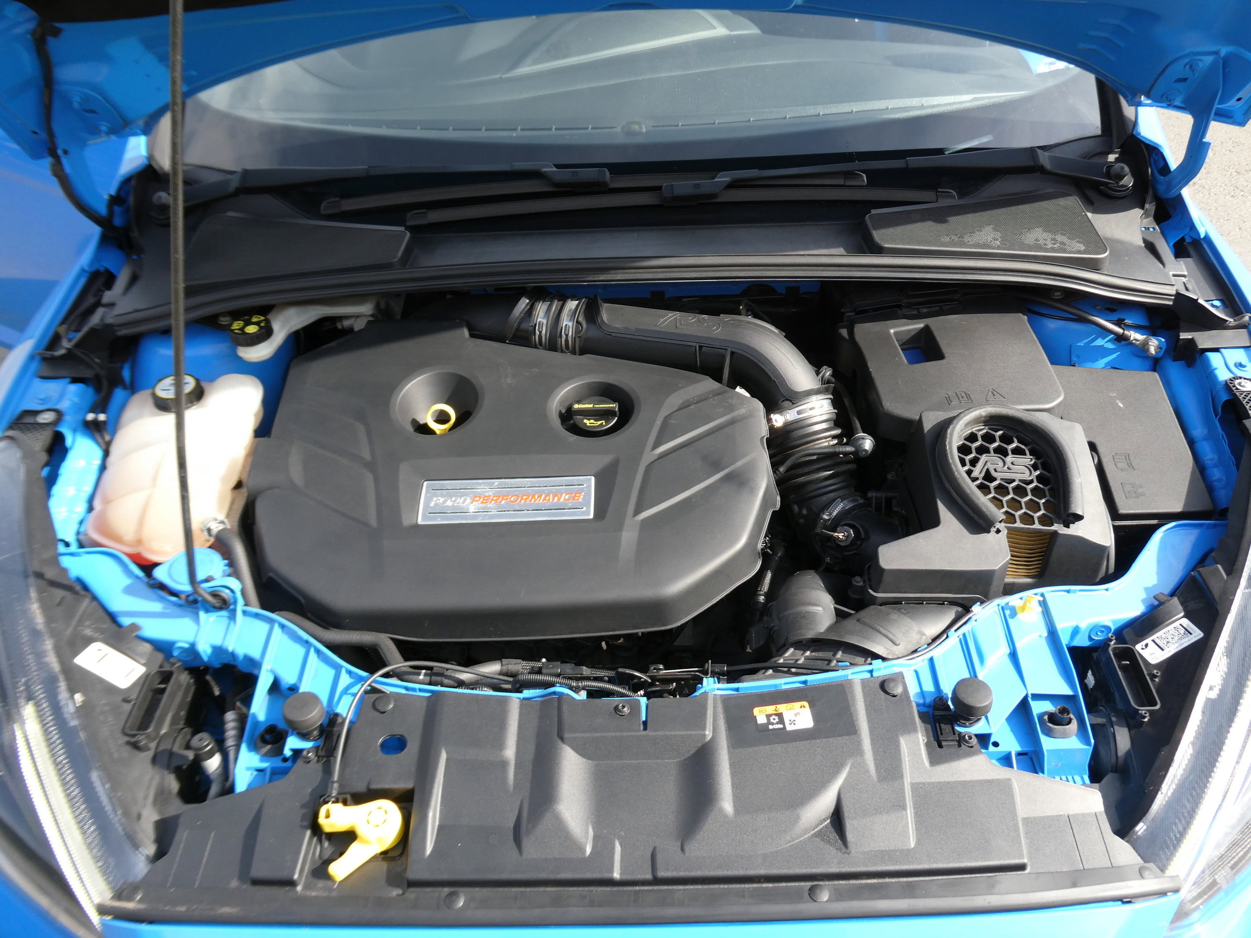 Ford Focus 2.3T EcoBoost RS Hatchback 5dr Petrol Manual AWD Euro 6 (s/s) (350 ps) 5dr Manual 2016