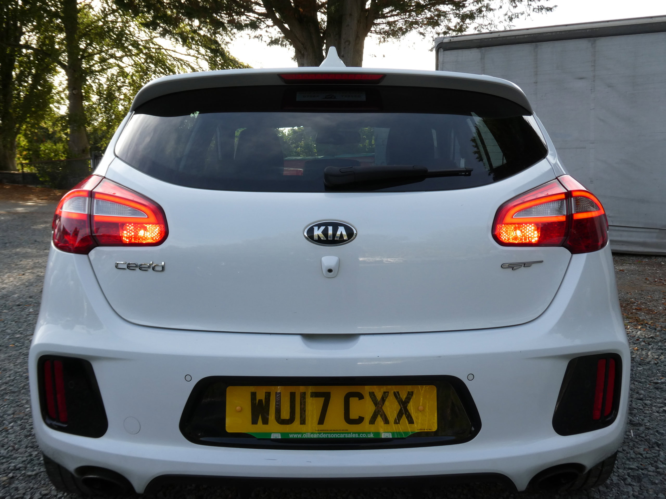 Kia Ceed 1.6 T-GDi GT Hatchback 5dr Petrol Manual Euro 6 (201 bhp) 5dr Manual 2017