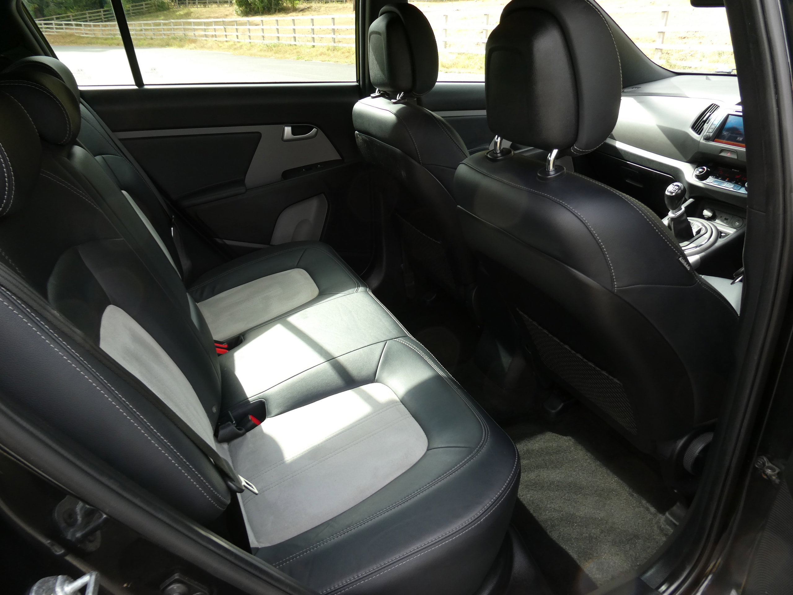 Kia Sportage 1.6 GDi EcoDynamics Black Edition SUV 5dr Petrol Manual 2WD Euro 5 (s/s) (133 bhp) 5dr Manual 2014