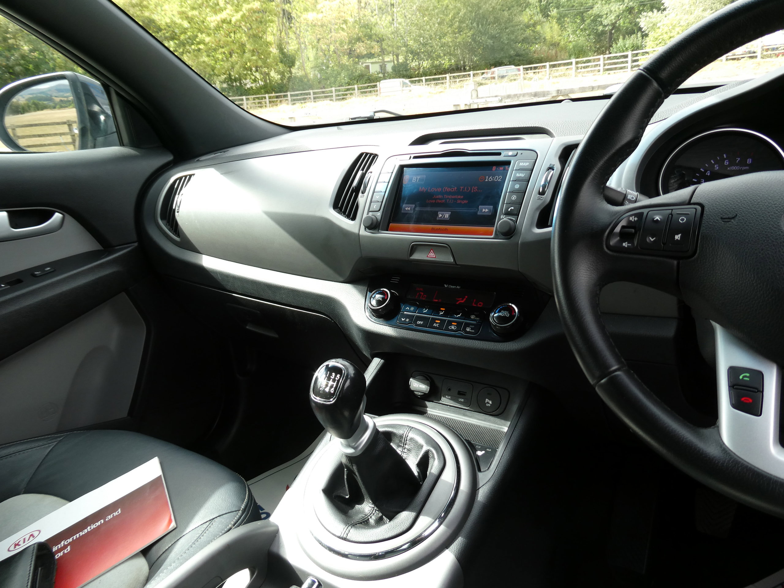Kia Sportage 1.6 GDi EcoDynamics Black Edition SUV 5dr Petrol Manual 2WD Euro 5 (s/s) (133 bhp) 5dr Manual 2014
