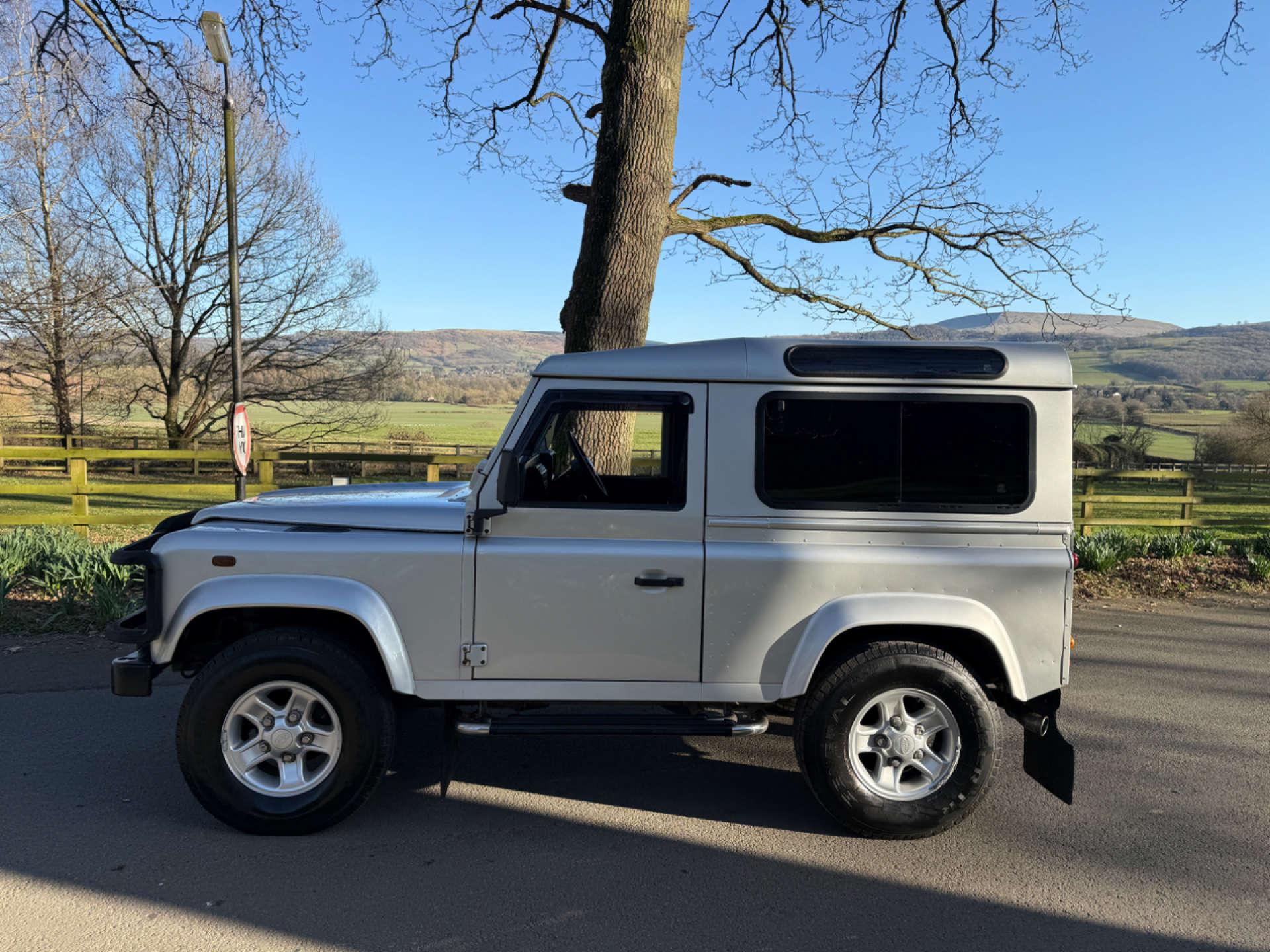 Land Rover Defender 90 TD5 2dr Manual 2026