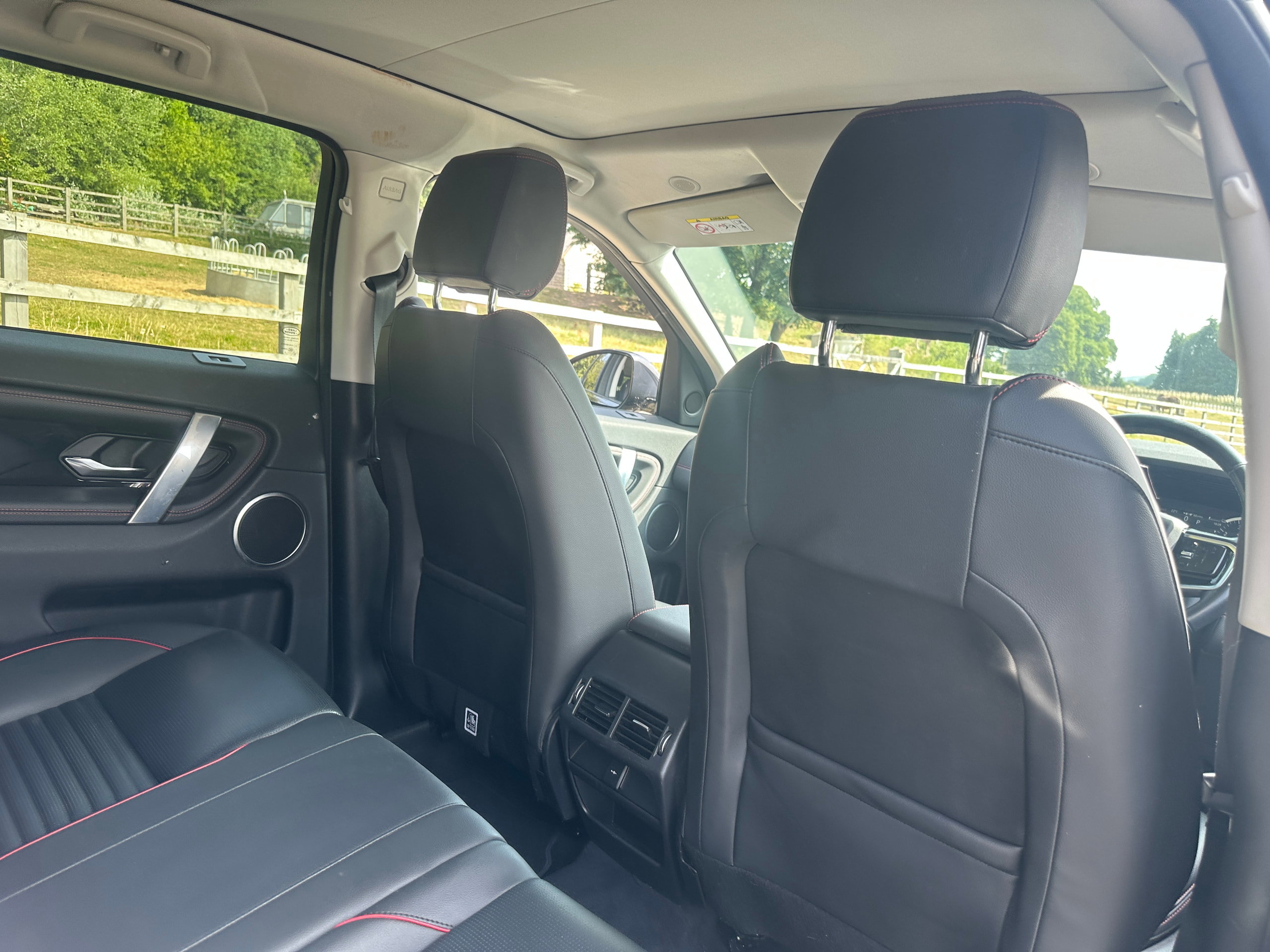 Land Rover Discovery Sport 1.5 P300e 12.2kWh Urban Edition SUV 5dr Petrol Plug-in Hybrid Auto 4WD Euro 6 (s/s) (309 ps) 5dr Automatic 2022