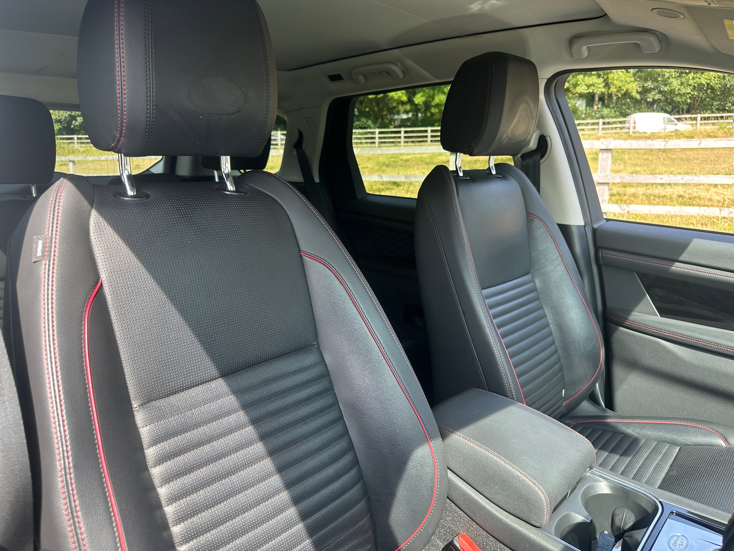 Land Rover Discovery Sport 1.5 P300e 12.2kWh Urban Edition SUV 5dr Petrol Plug-in Hybrid Auto 4WD Euro 6 (s/s) (309 ps) 5dr Automatic 2022