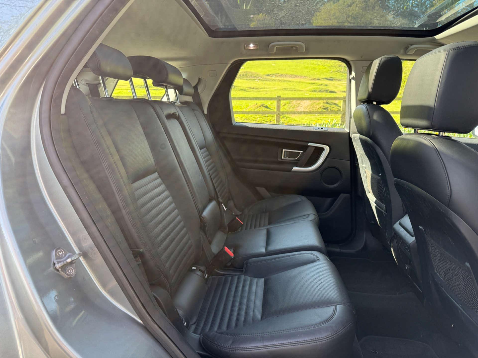 Land Rover Discovery Sport 2.2 Discovery Sport Luxury HSE SD4 4WD 5dr 5dr Manual 2026