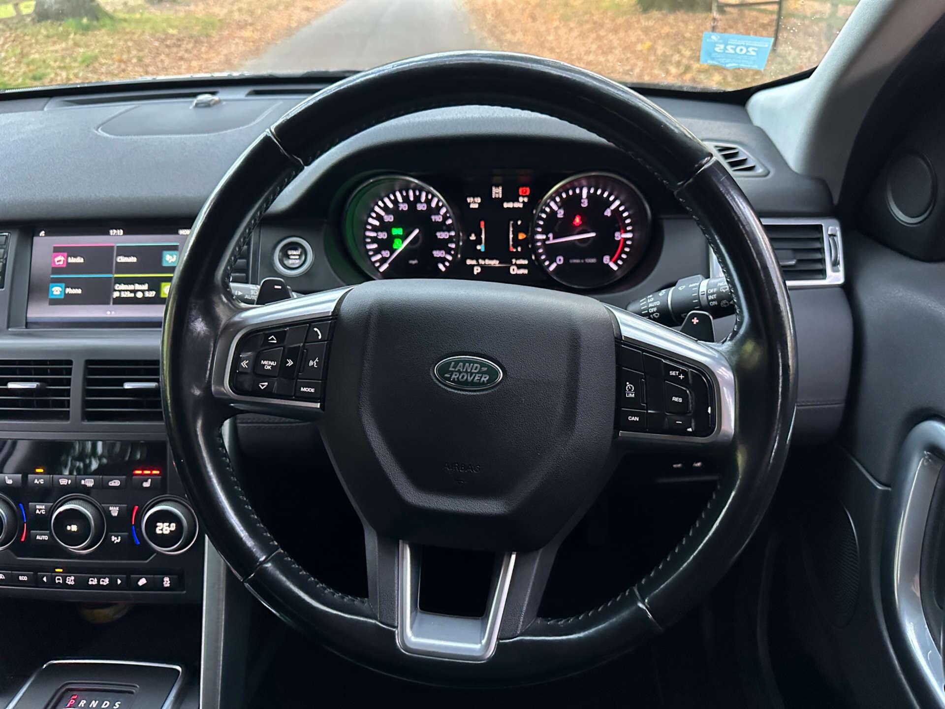 Land Rover Discovery Sport 2.2 Discovery Sport SE Tech SD4 Auto 4WD 5dr 5dr Automatic 2026