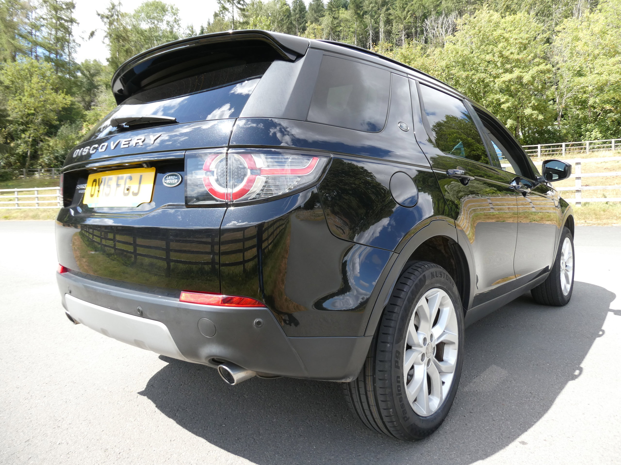 Land Rover Discovery Sport 2.2 SD4 HSE SUV 5dr Diesel Auto 4WD Euro 5 (s/s) (190 ps) 5dr Automatic 2015