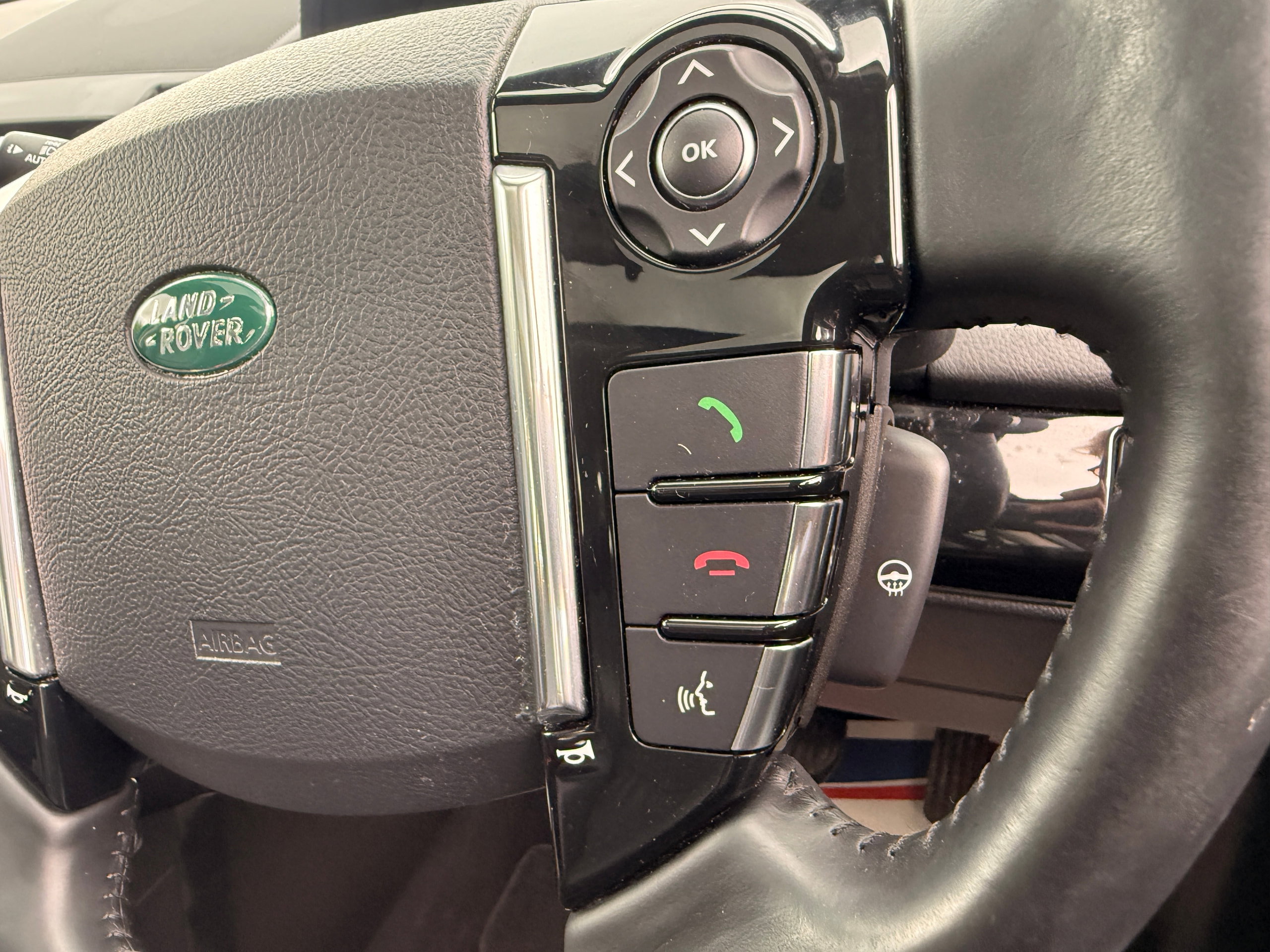 Land Rover Freelander 2 2.2 SD4 HSE Lux SUV 5dr Diesel CommandShift 4WD Euro 5 (190 ps) 5dr Automatic 2013