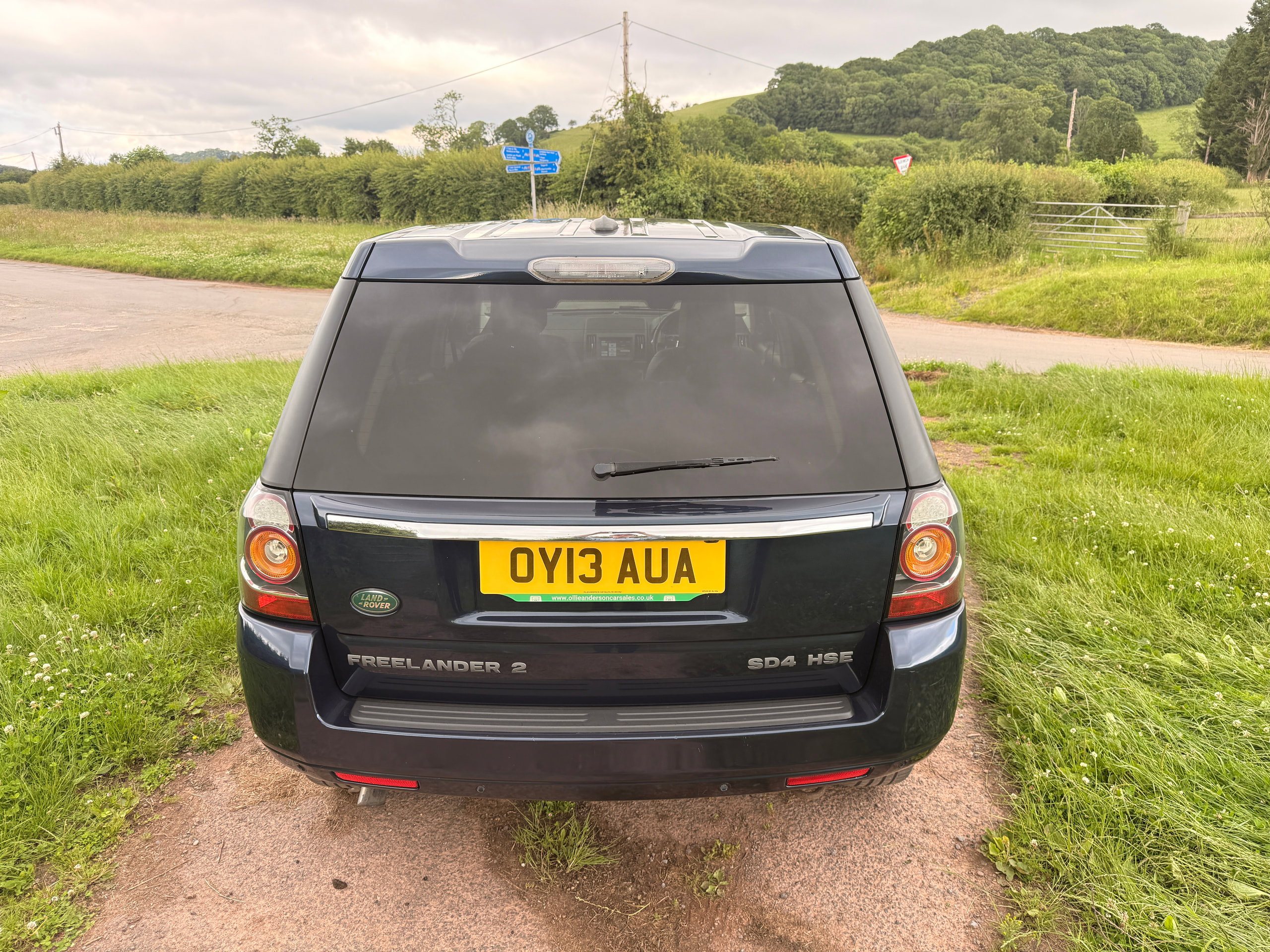 Land Rover Freelander 2 2.2 SD4 HSE Lux SUV 5dr Diesel CommandShift 4WD Euro 5 (190 ps) 5dr Automatic 2013