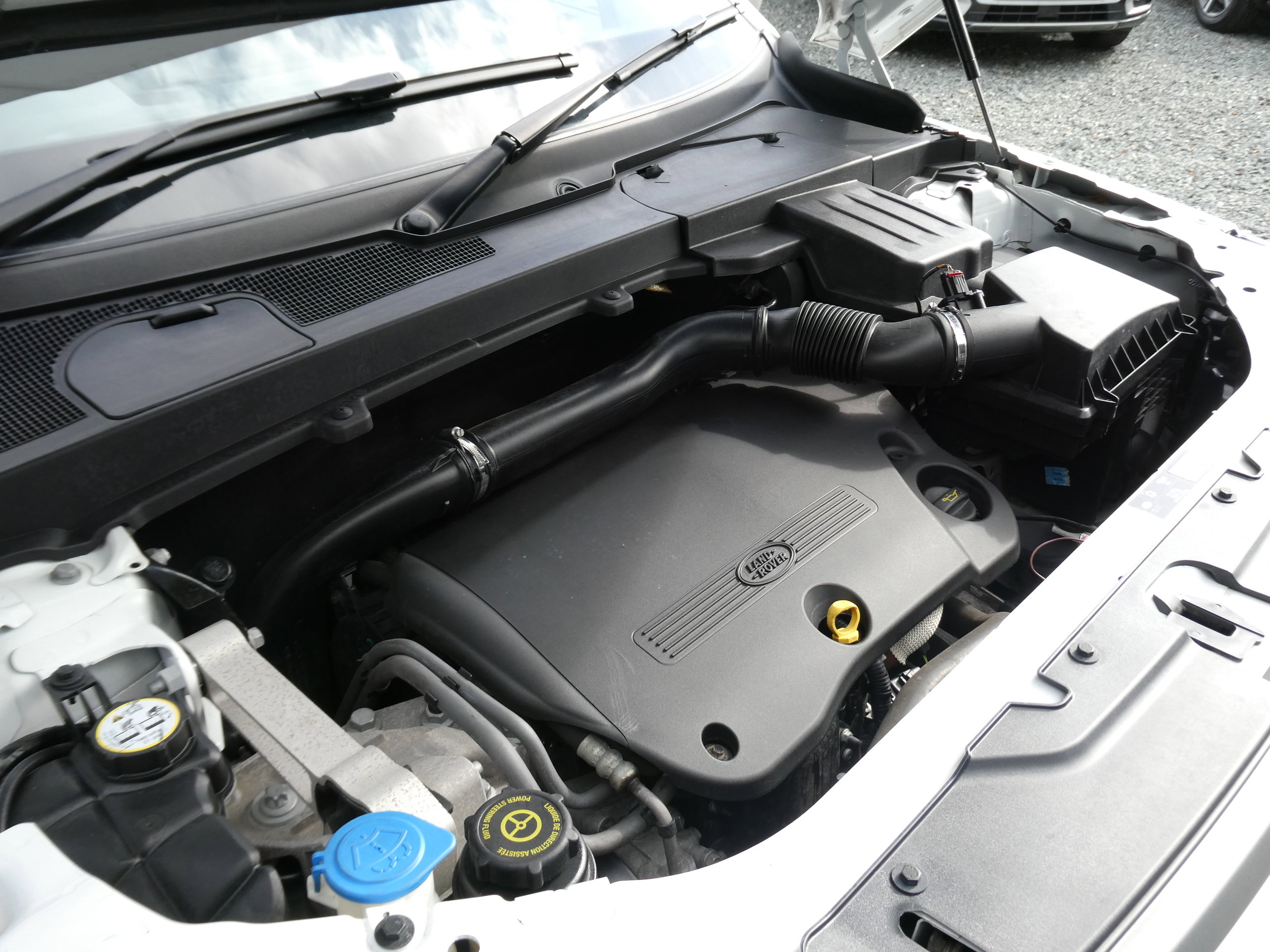 Land Rover Freelander 2 2.2 SD4 HSE SUV 5dr Diesel CommandShift 4WD Euro 5 (190 ps) 5dr Automatic 2012