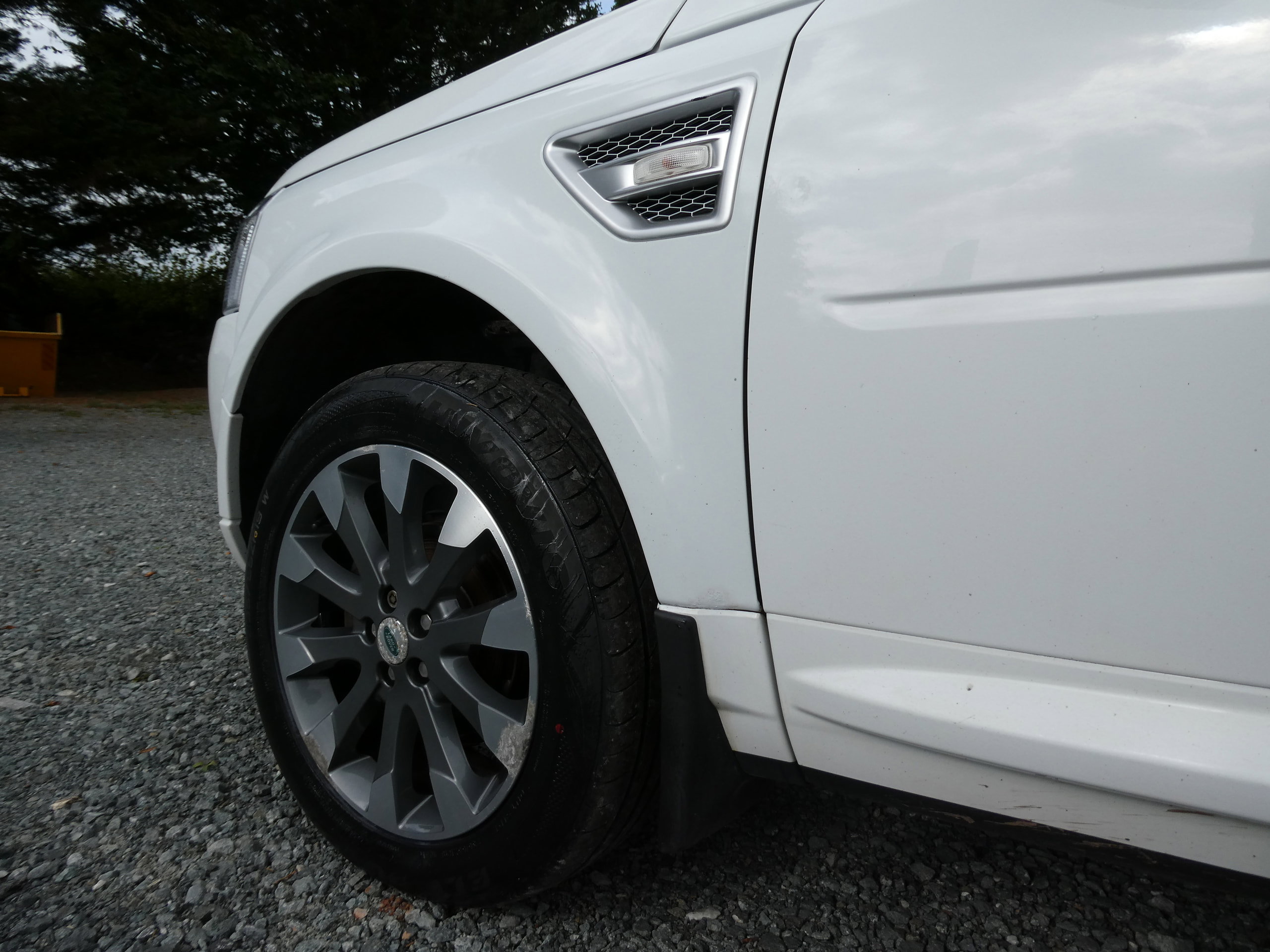 Land Rover Freelander 2 2.2 SD4 HSE SUV 5dr Diesel CommandShift 4WD Euro 5 (190 ps) 5dr Automatic 2012