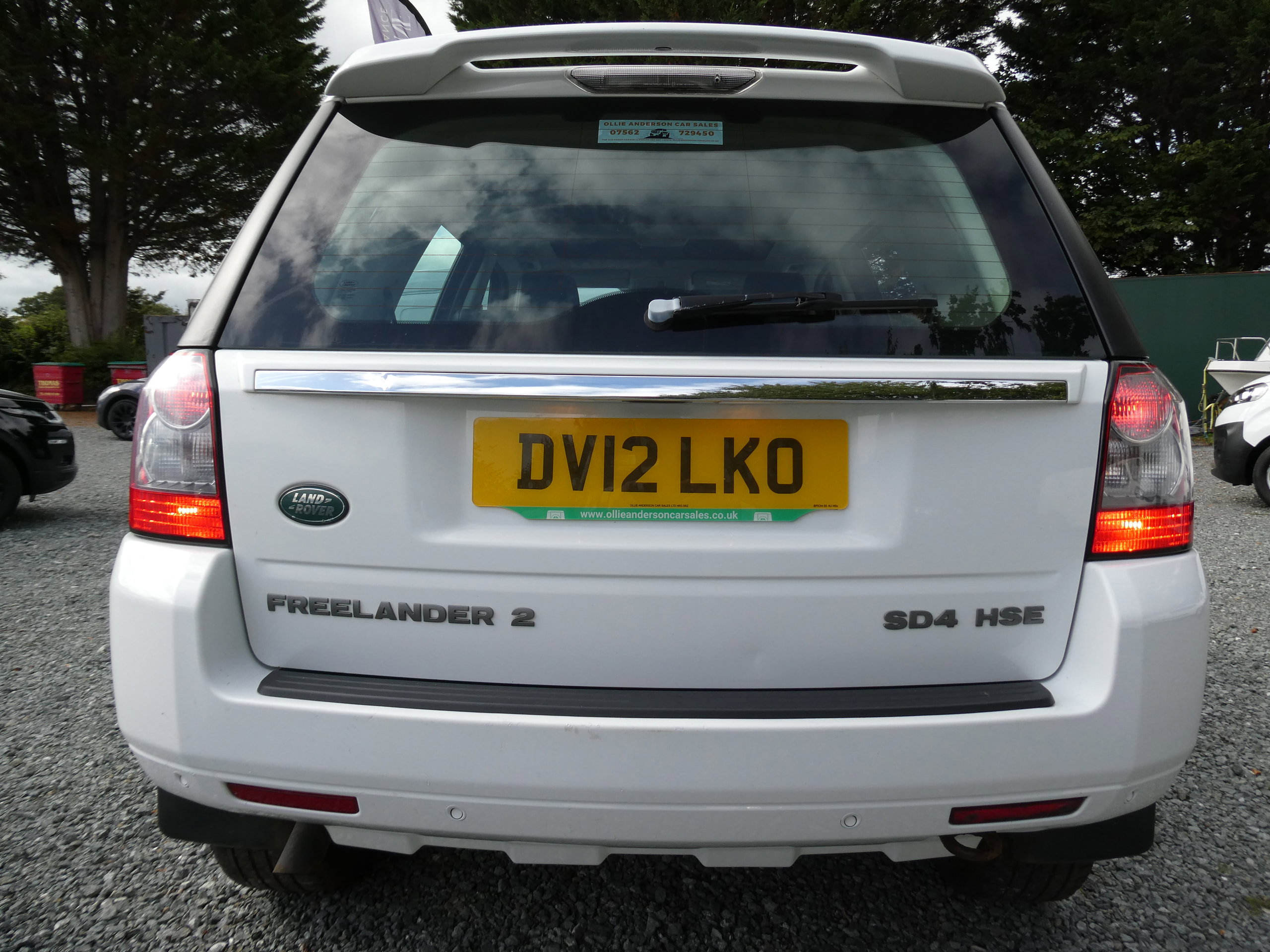 Land Rover Freelander 2 2.2 SD4 HSE SUV 5dr Diesel CommandShift 4WD Euro 5 (190 ps) 5dr Automatic 2012