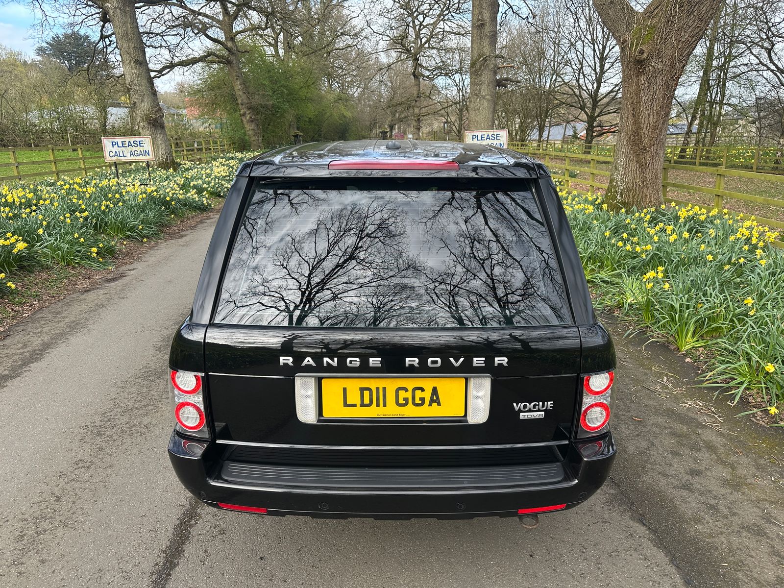 Land Rover Range Rover 4.4 TD V8 Vogue SUV 5dr Diesel Auto 4WD Euro 5 (313 bhp) 5dr Automatic 2026