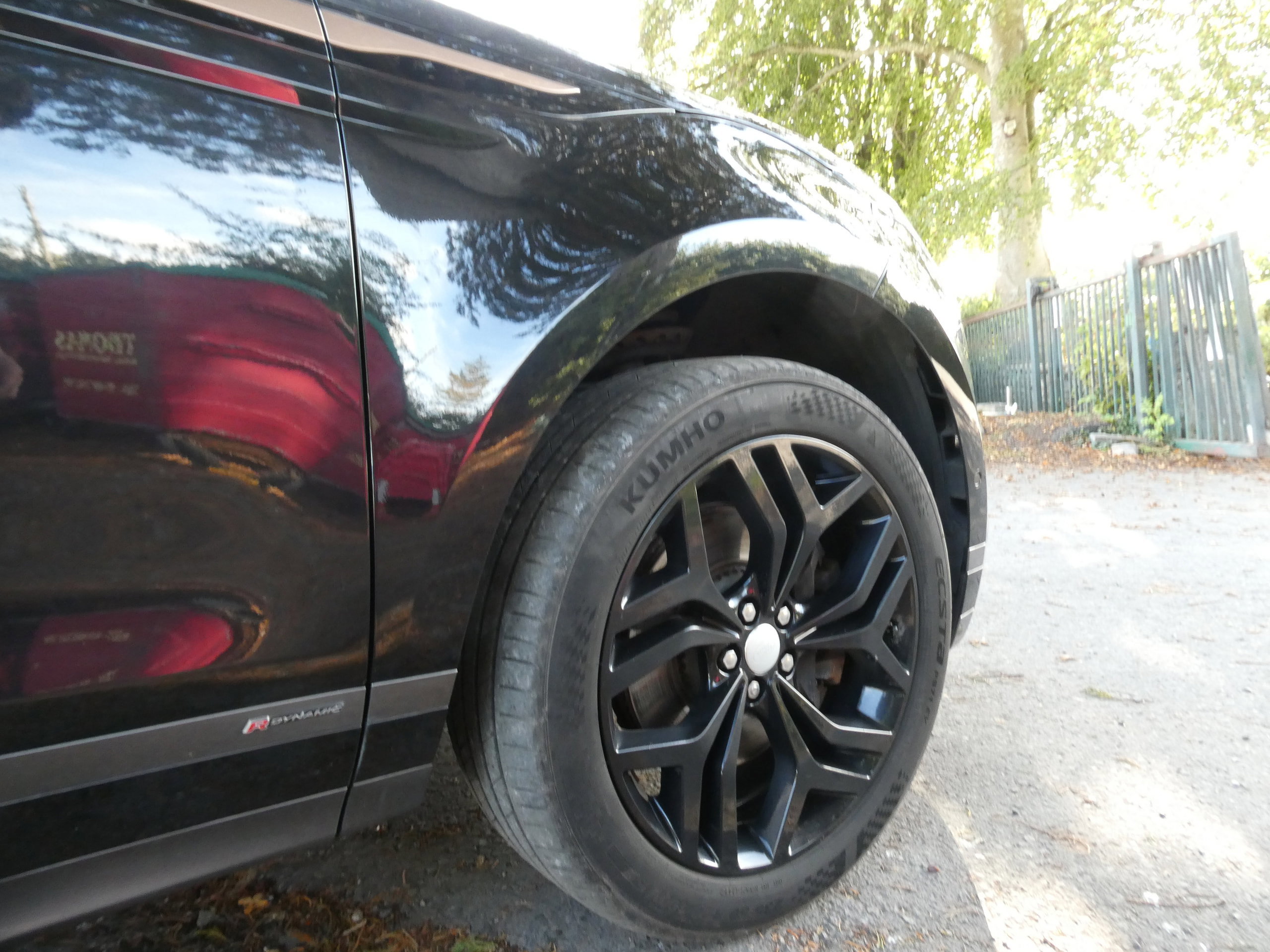 Land Rover Range Rover Evoque 2.0 D180 R-Dynamic SE SUV 5dr Diesel Auto 4WD Euro 6 (s/s) (180 ps) 5dr Automatic 2019