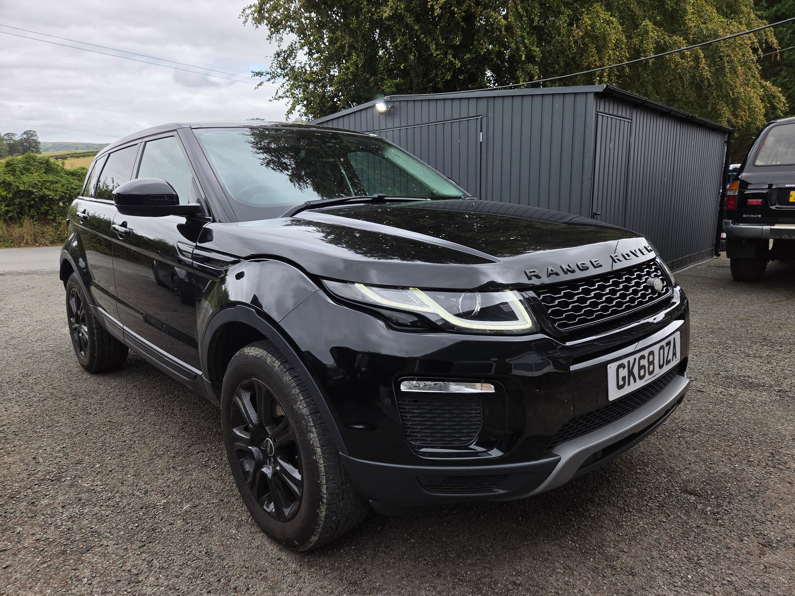 Land Rover Range Rover Evoque 2.0 eD4 SE Tech SUV 5dr Diesel Manual FWD Euro 6 (s/s) (150 ps) 5dr Manual 2018