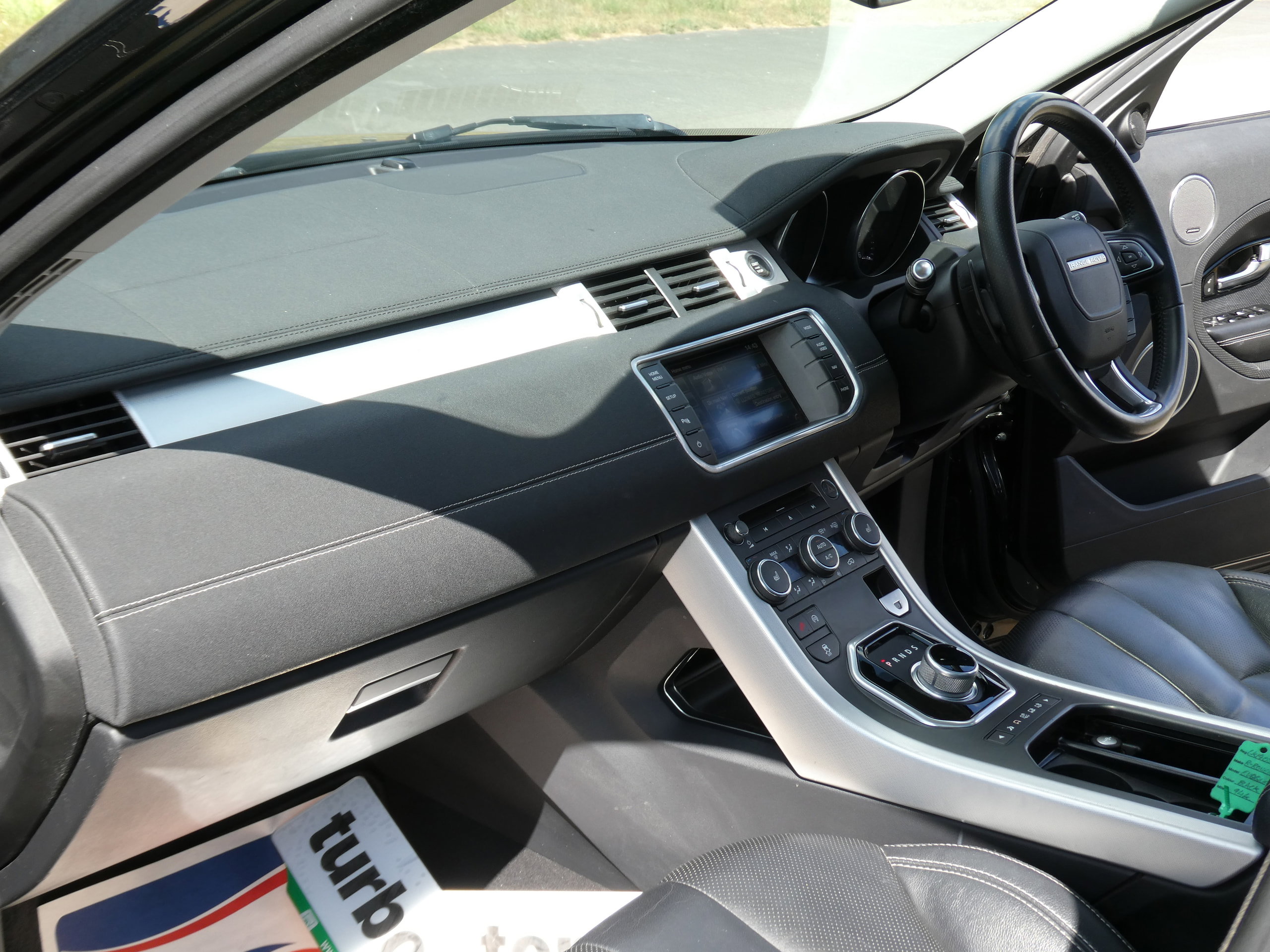 Land Rover Range Rover Evoque 2.2 SD4 Dynamic SUV 5dr Diesel Auto 4WD Euro 5 (s/s) (190 ps) 5dr Automatic 2014