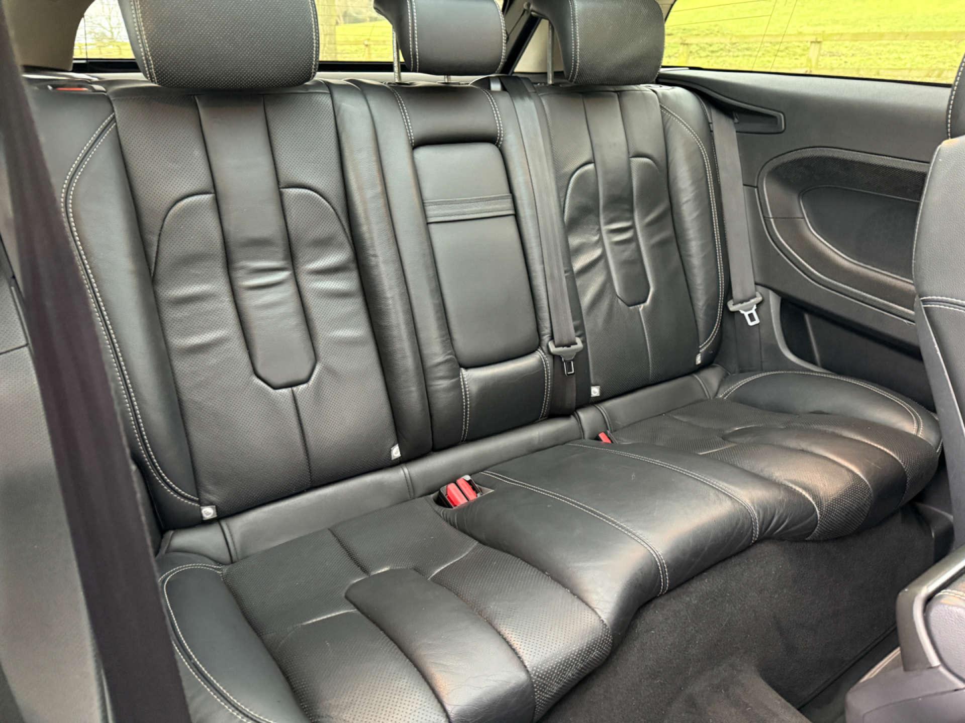 Land Rover Range Rover Evoque 2.2 Range Rover Evoque Dynamic Luxury SD4 Auto 4WD 3dr 3dr Automatic 2026