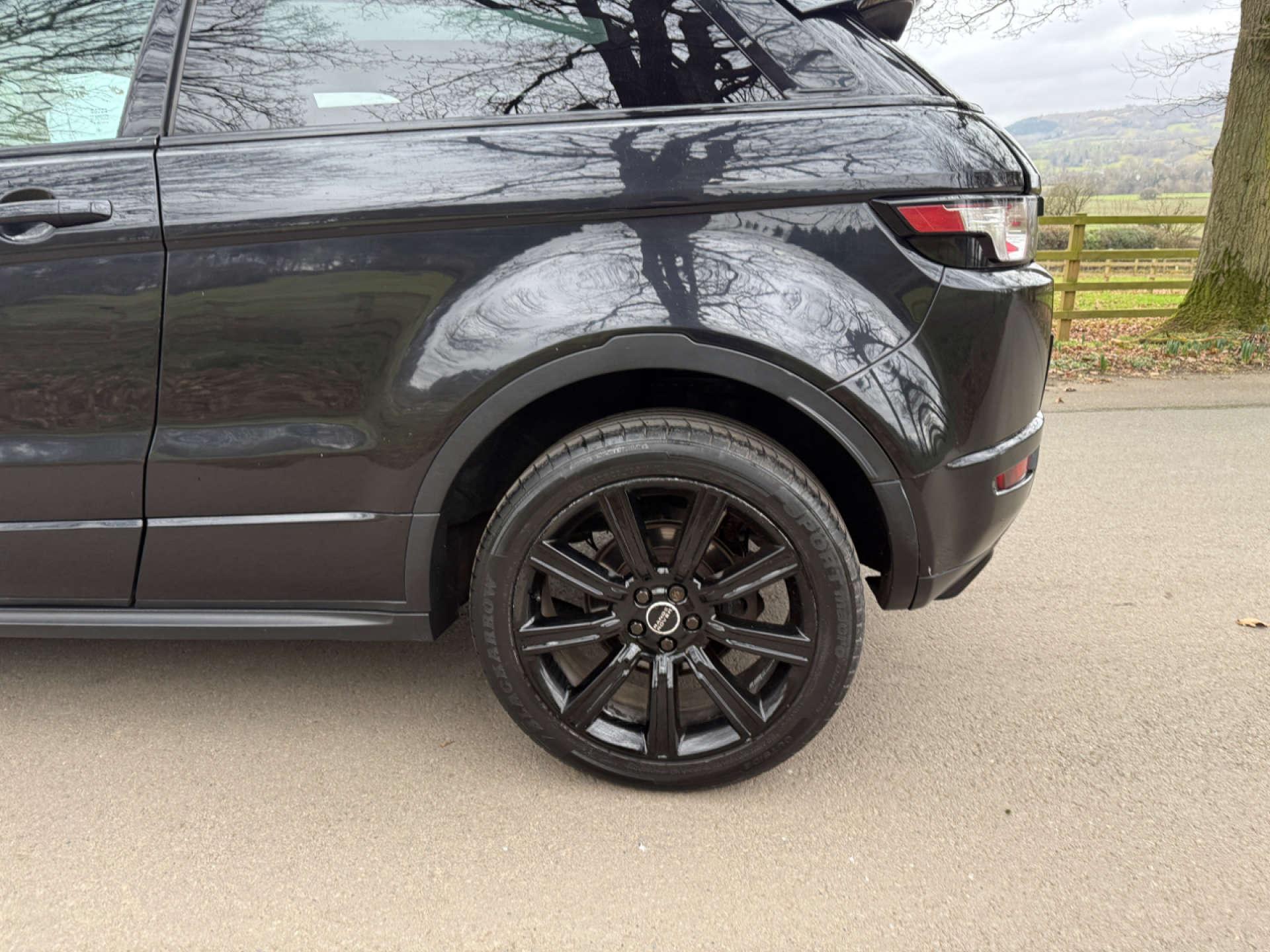 Land Rover Range Rover Evoque 2.2 Range Rover Evoque Dynamic Luxury SD4 Auto 4WD 3dr 3dr Automatic 2026