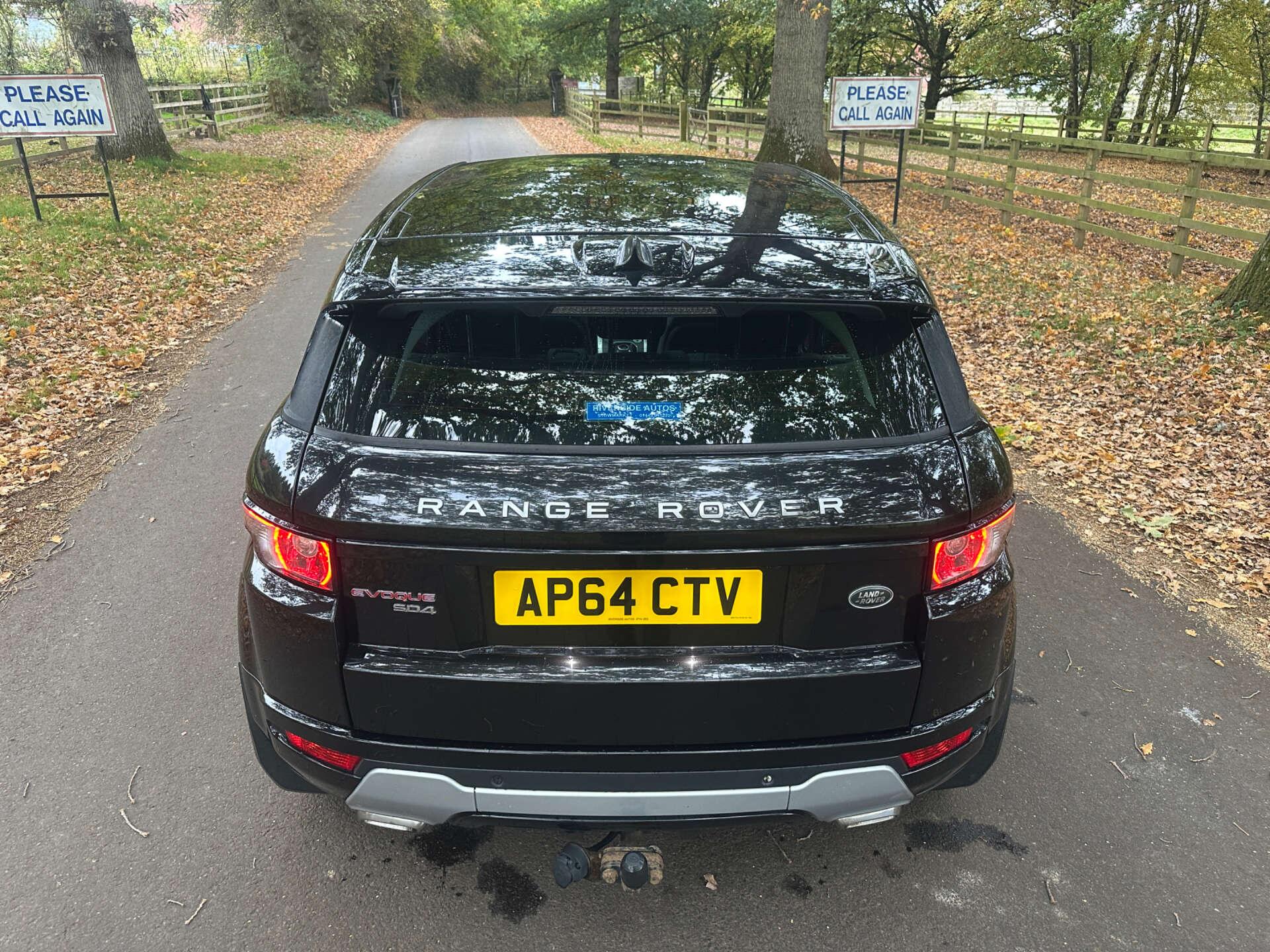 Land Rover Range Rover Evoque 2.2 Range Rover Evoque Dynamic SD4 Auto 4WD 5dr 5dr Automatic 2026