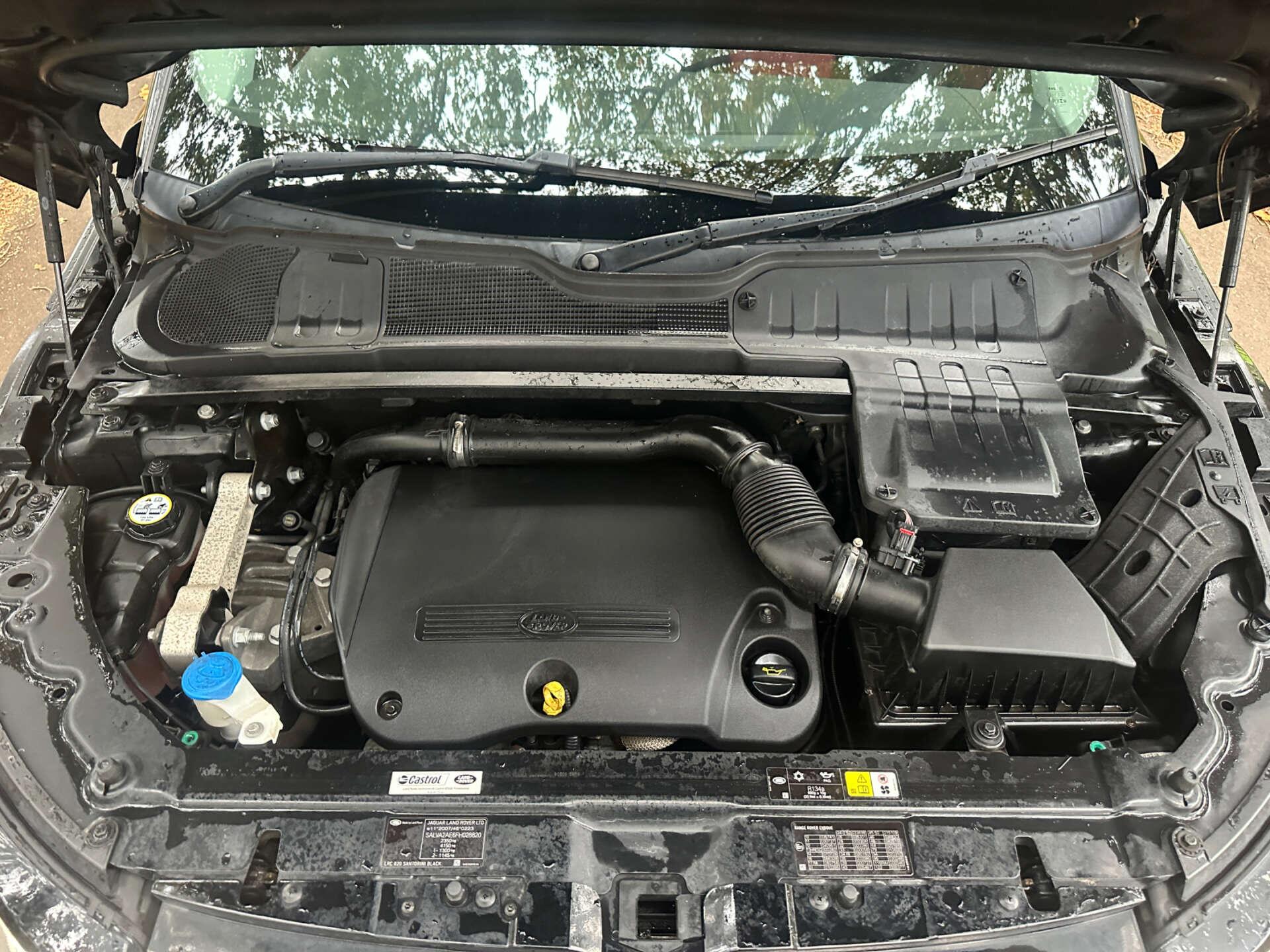Land Rover Range Rover Evoque 2.2 Range Rover Evoque Dynamic SD4 Auto 4WD 5dr 5dr Automatic 2026