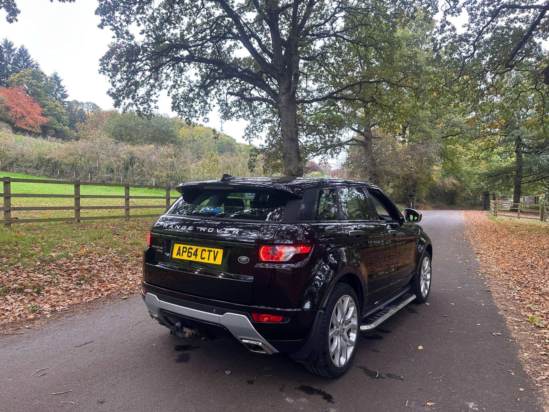 Land Rover Range Rover Evoque 2.2 Range Rover Evoque Dynamic SD4 Auto 4WD 5dr 5dr Automatic 2026