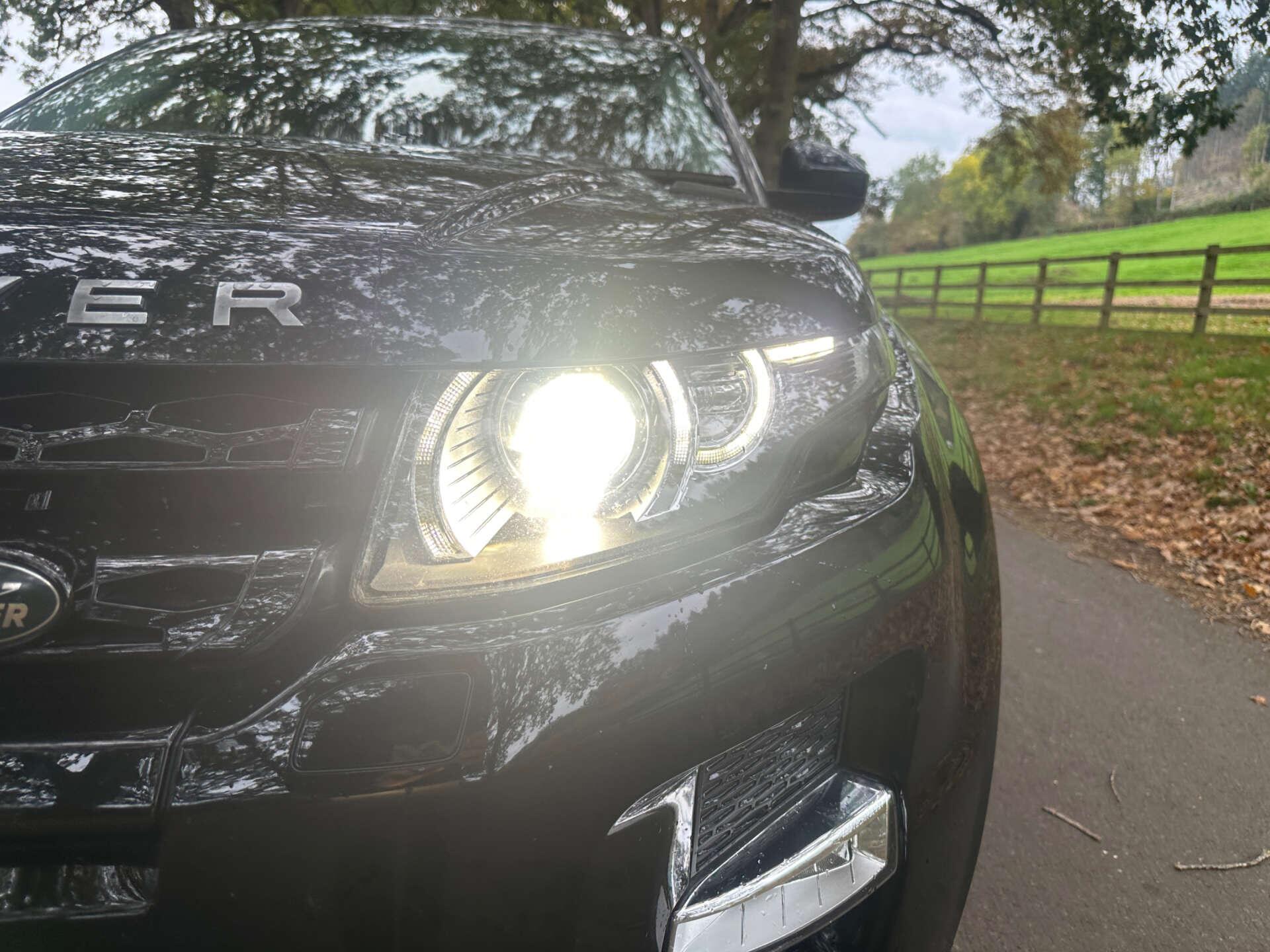Land Rover Range Rover Evoque 2.2 Range Rover Evoque Dynamic SD4 Auto 4WD 5dr 5dr Automatic 2026