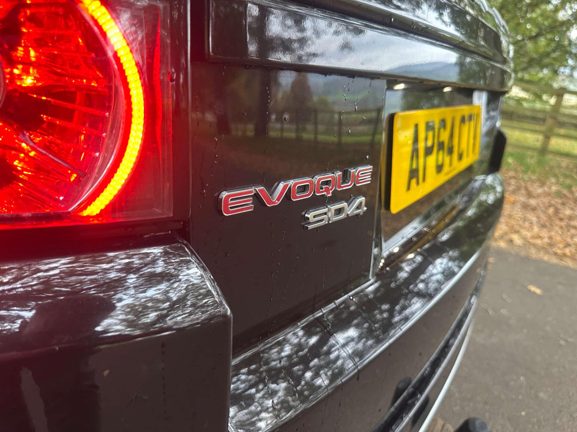 Land Rover Range Rover Evoque 2.2 Range Rover Evoque Dynamic SD4 Auto 4WD 5dr 5dr Automatic 2026