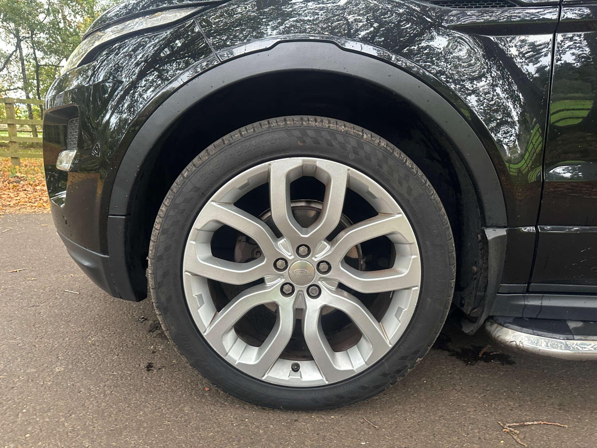 Land Rover Range Rover Evoque 2.2 Range Rover Evoque Dynamic SD4 Auto 4WD 5dr 5dr Automatic 2026