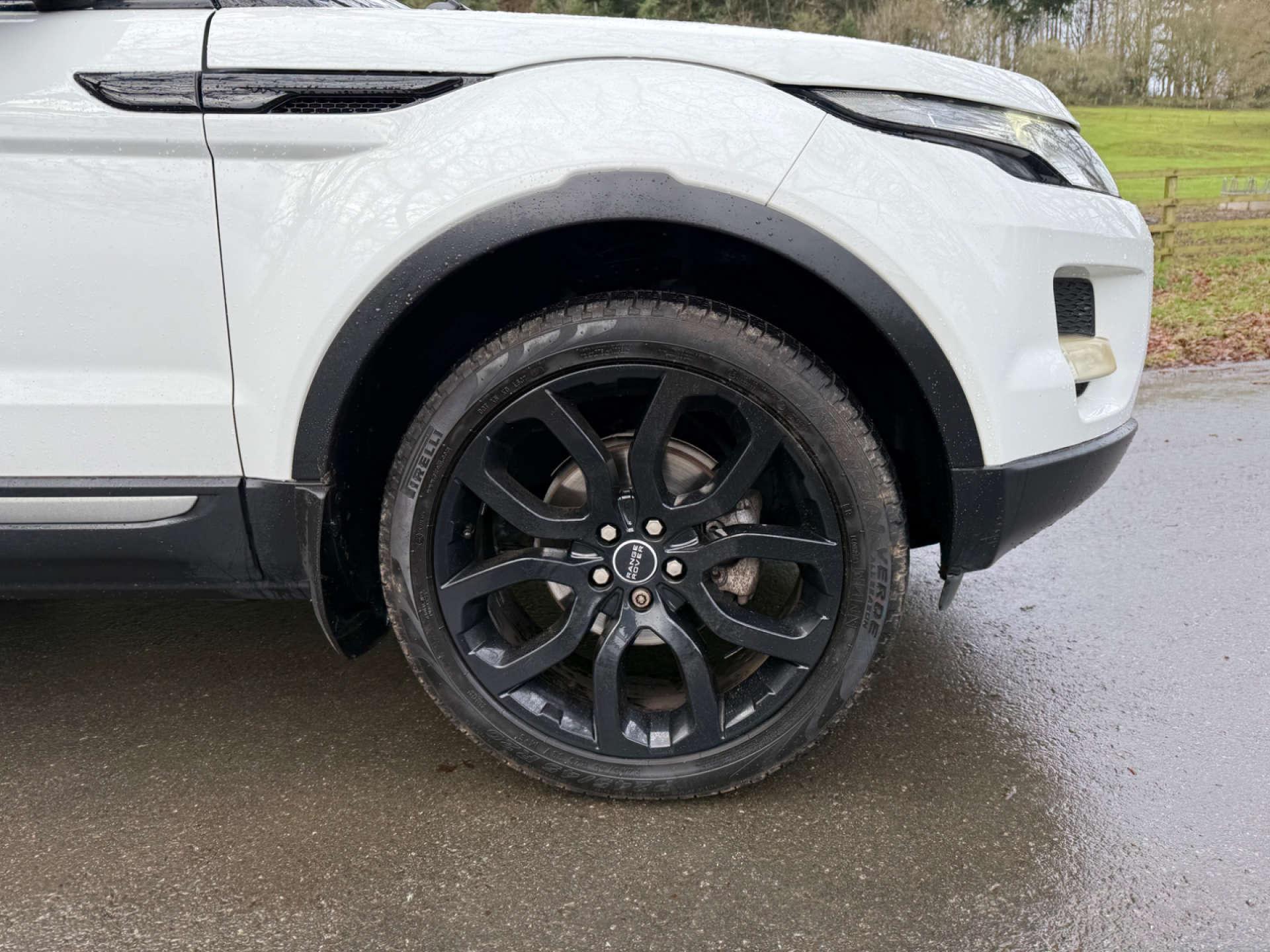 Land Rover Range Rover Evoque 2.2 Range Rover Evoque Pure SD4 Auto 4WD 5dr 5dr Automatic 2026