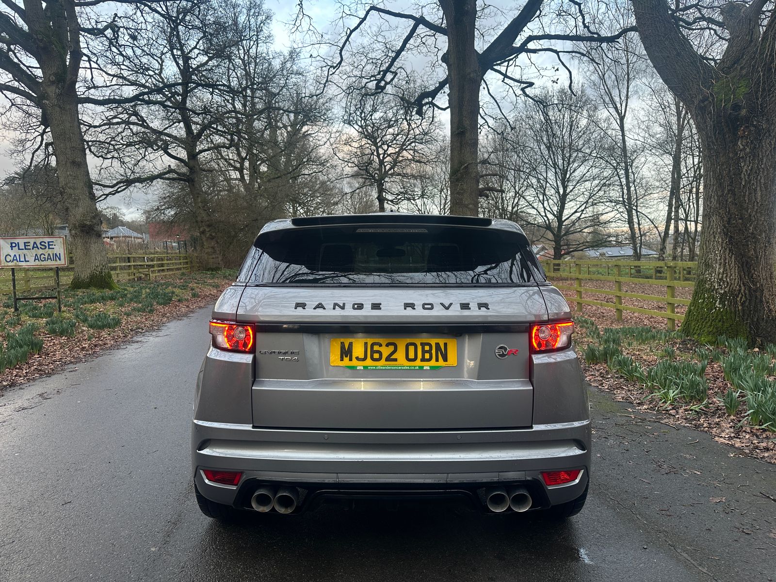 Land Rover Range Rover Evoque 2.2 TD4 Pure SUV 5dr Diesel Manual 4WD Euro 5 (s/s) (150 ps) 5dr Manual 2012