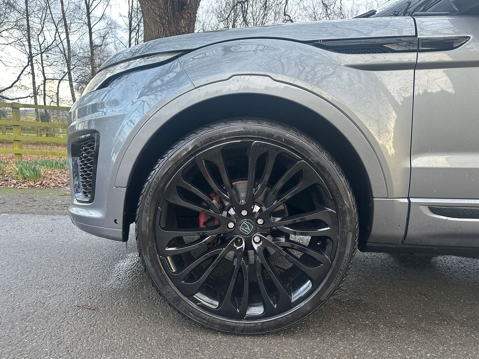 Land Rover Range Rover Evoque 2.2 TD4 Pure SUV 5dr Diesel Manual 4WD Euro 5 (s/s) (150 ps) 5dr Manual 2012