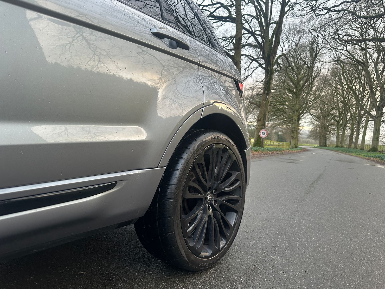 Land Rover Range Rover Evoque 2.2 TD4 Pure SUV 5dr Diesel Manual 4WD Euro 5 (s/s) (150 ps) 5dr Manual 2012