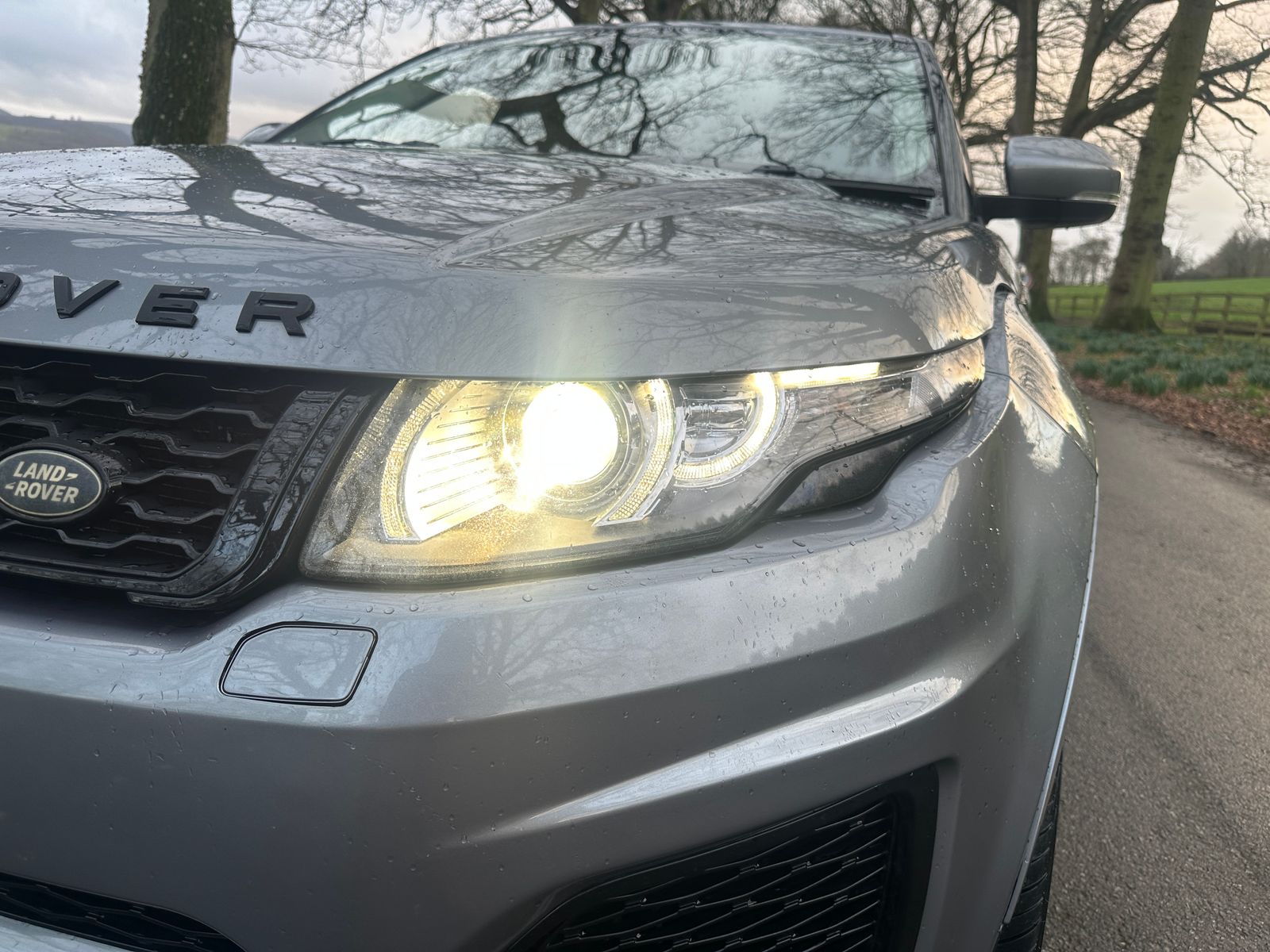 Land Rover Range Rover Evoque 2.2 TD4 Pure SUV 5dr Diesel Manual 4WD Euro 5 (s/s) (150 ps) 5dr Manual 2012
