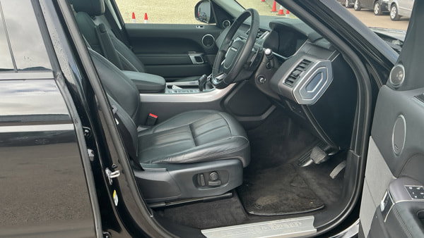 Land Rover Range Rover Sport 3.0 SD V6 HSE SUV 5dr Diesel Auto 4WD Euro 6 (s/s) (306 ps) 5dr Automatic 2019