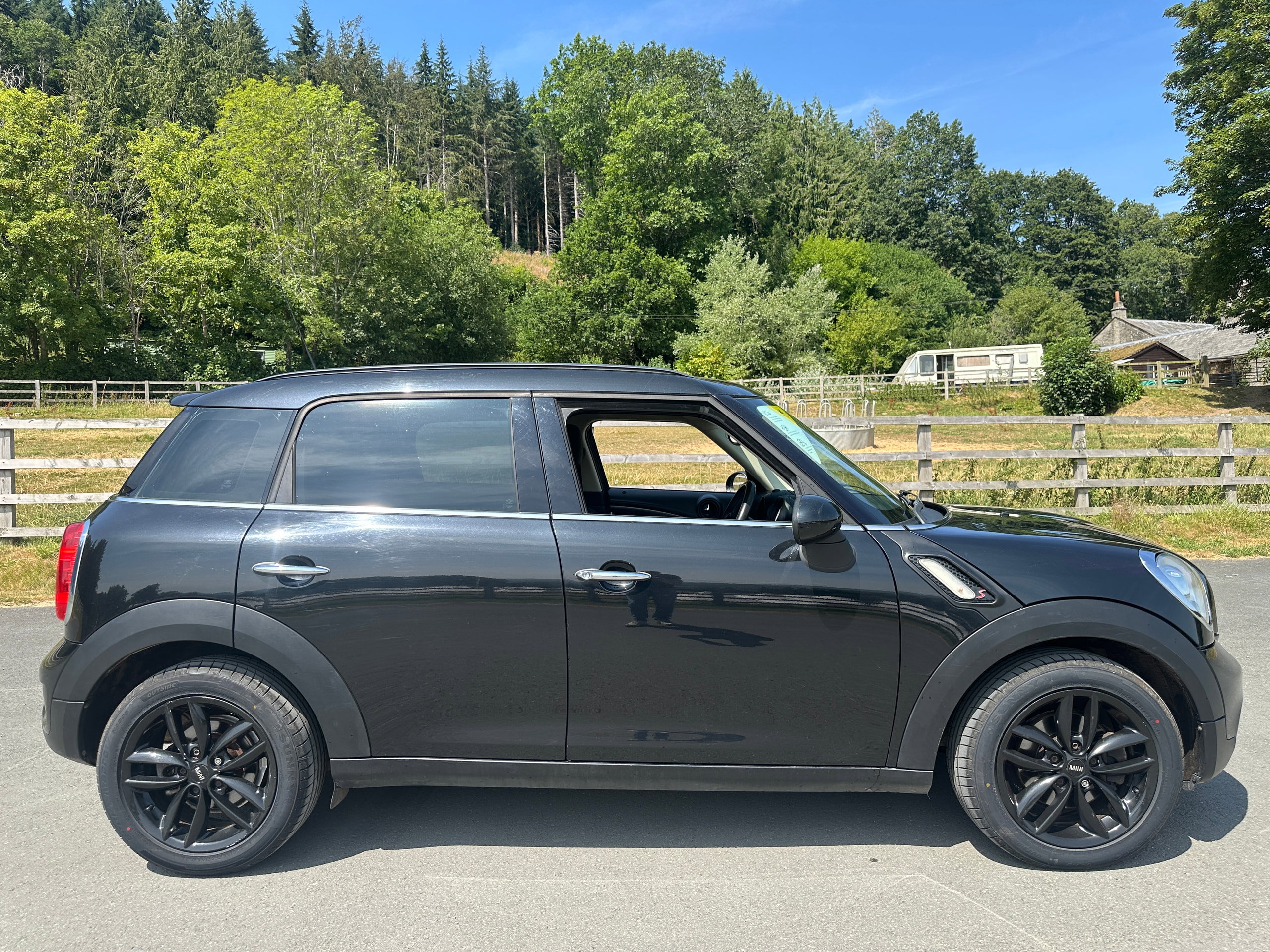 MINI Countryman 2.0 Cooper SD SUV 5dr Diesel Manual Euro 5 (s/s) (143 ps) 5dr Manual 2013