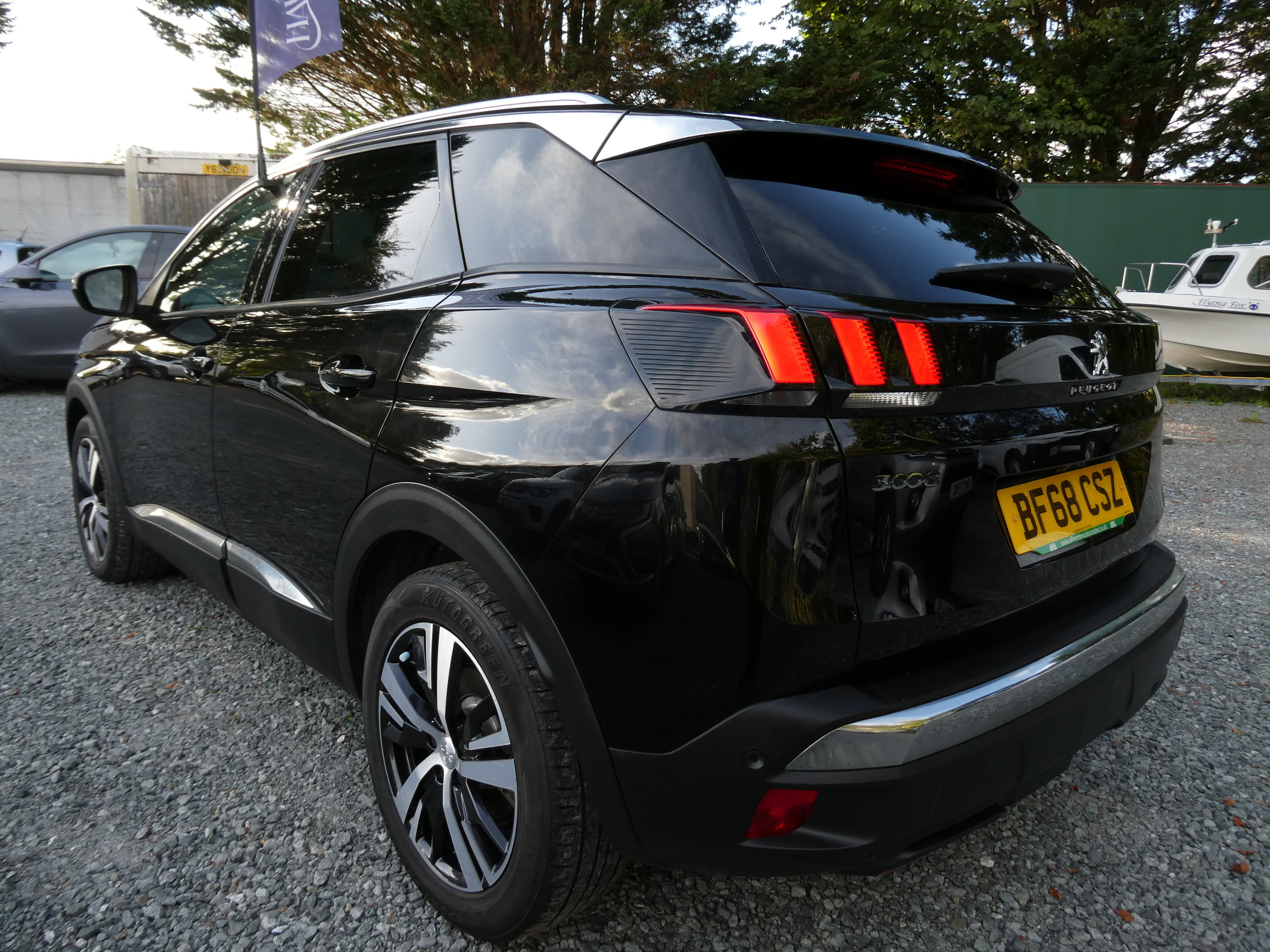 Peugeot 3008 1.2 PureTech Allure SUV 5dr Petrol Manual Euro 6 (s/s) (130 ps) 5dr Manual 2018