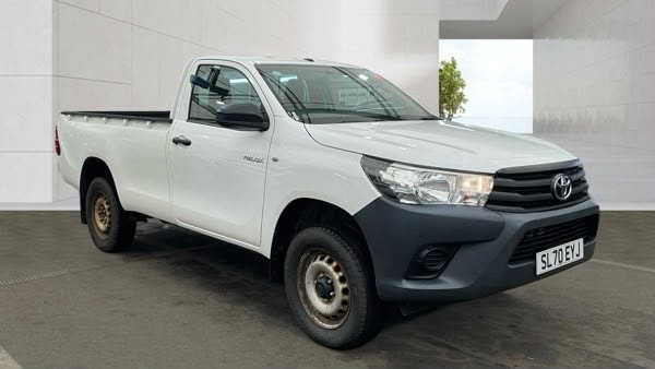 Toyota Hilux 2.4 D-4D Active Narrow Body Pickup 2dr Diesel Manual 4WD Euro 6 (150 ps) 2dr Manual 2020