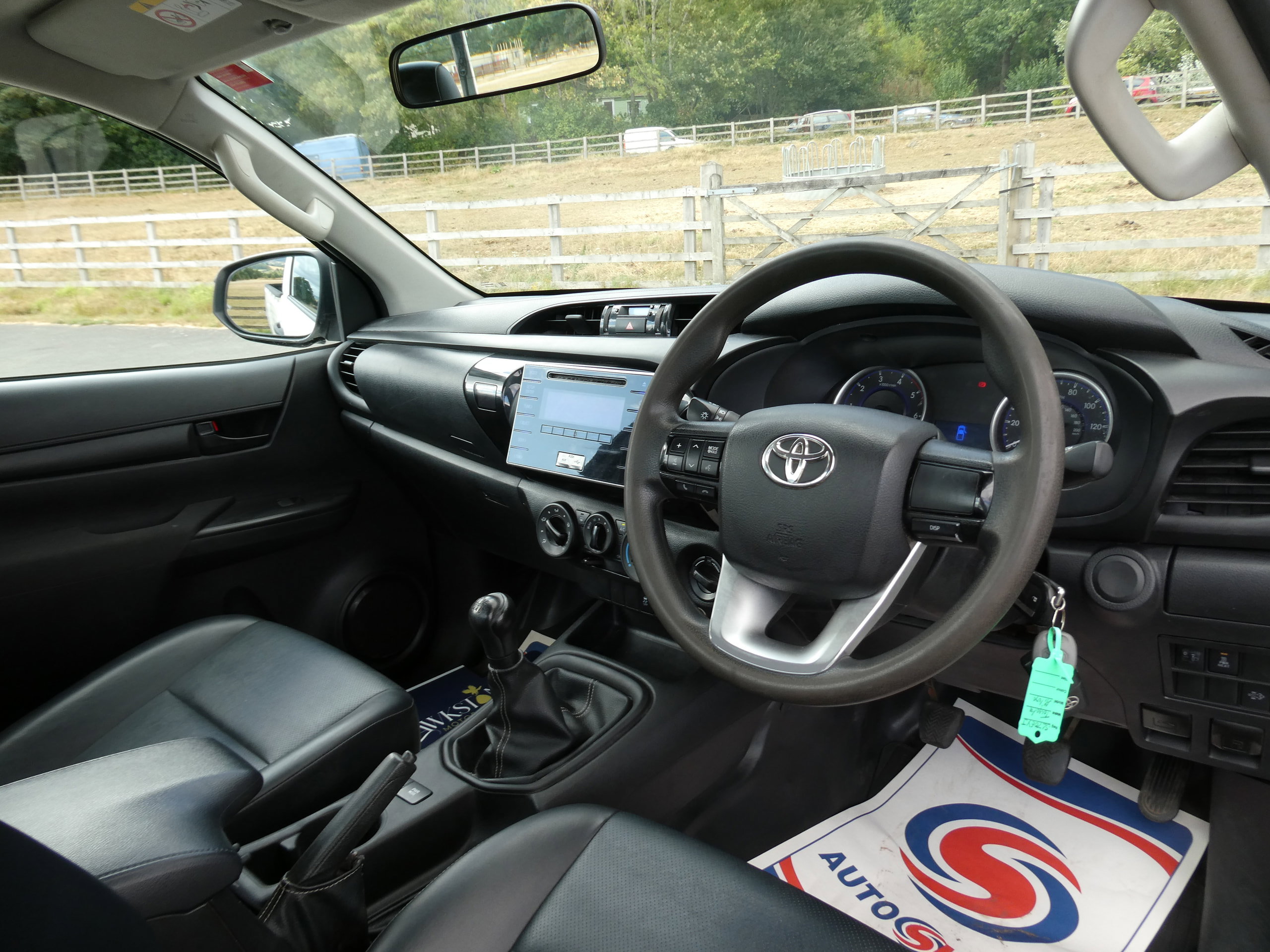 Toyota Hilux 2.4 D-4D Active Narrow Body Pickup 2dr Diesel Manual 4WD Euro 6 (150 ps) 2dr Manual 2020
